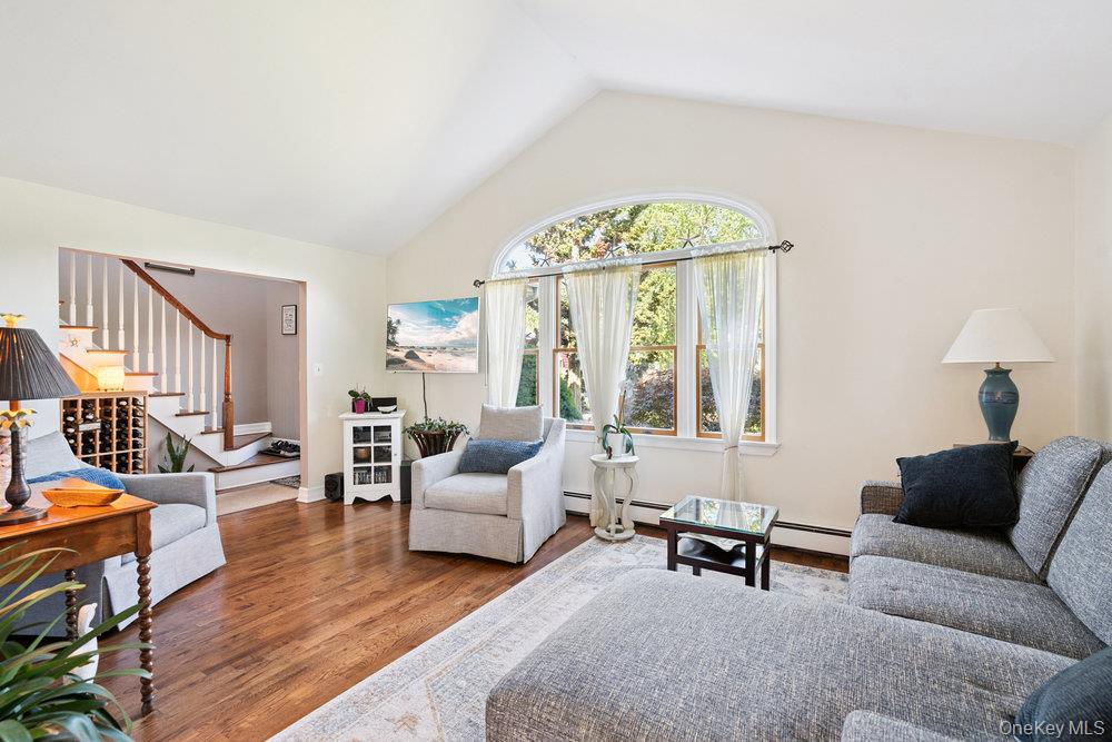 243 S Dunton Avenue, East Patchogue, NY 11772