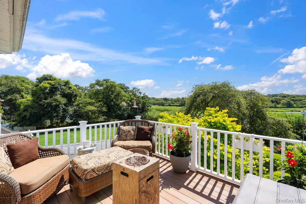 243 S Dunton Avenue, East Patchogue, NY 11772