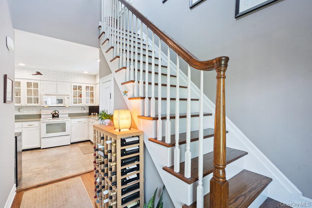 243 S Dunton Avenue, East Patchogue, NY 11772