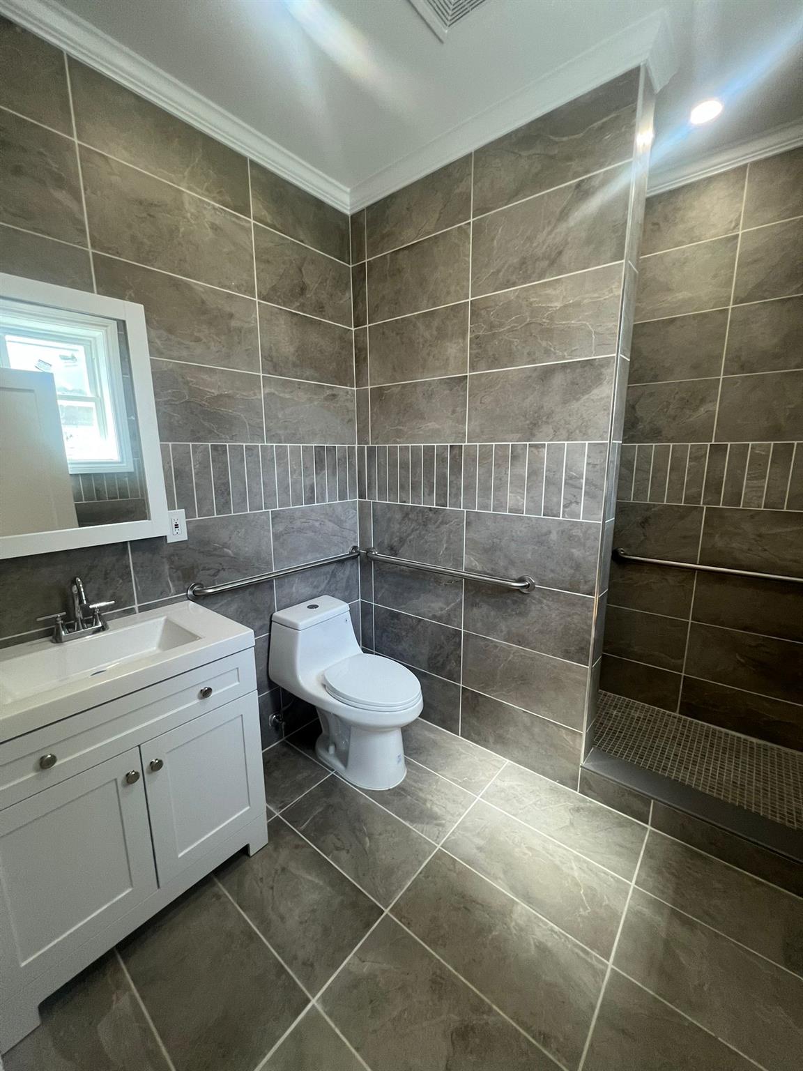 219-37 112th Avenue, Queens Village, NY 11429