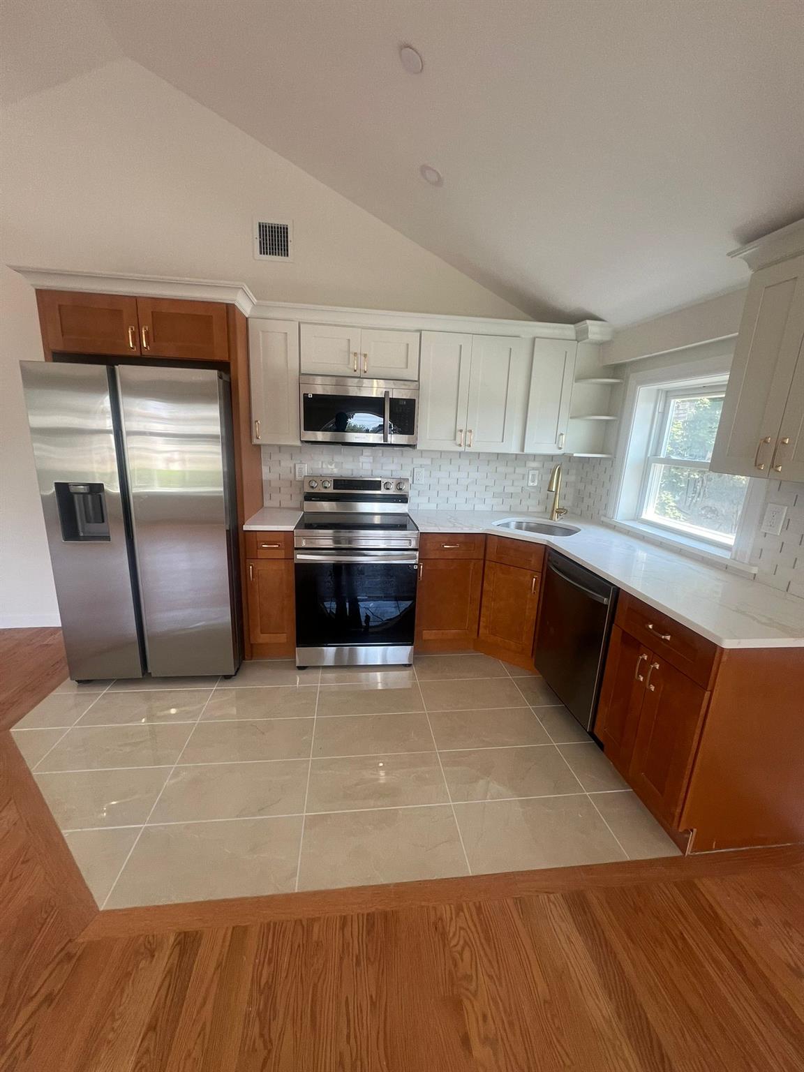 219-37 112th Avenue, Queens Village, NY 11429