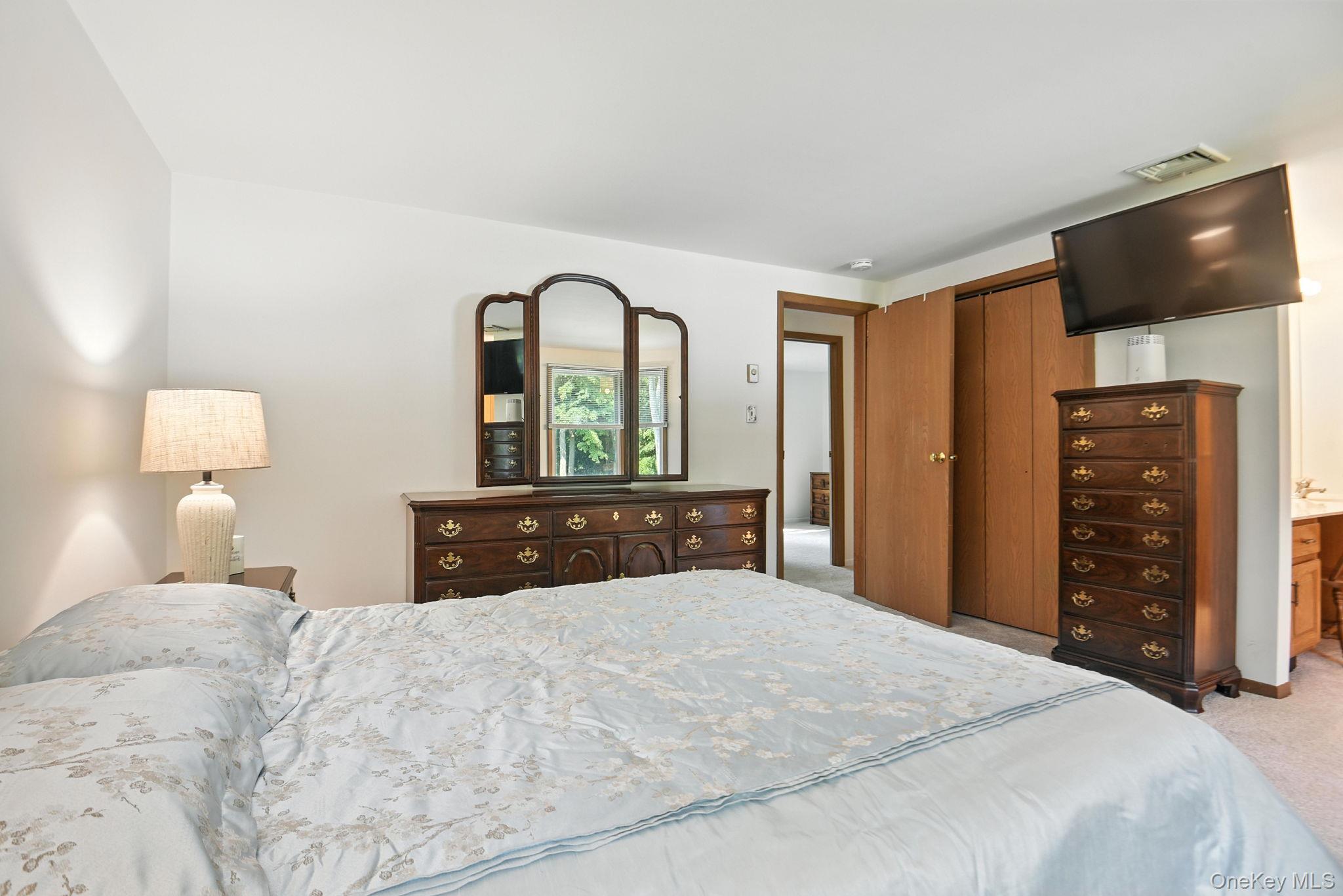 64 Dahlia Drive, Mahopac, NY 10541