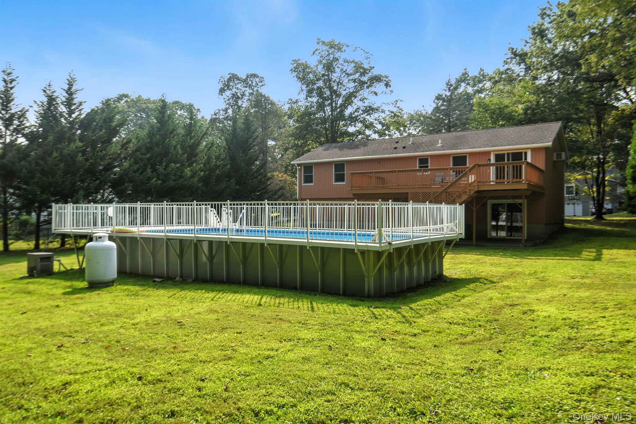 64 Dahlia Drive, Mahopac, NY 10541