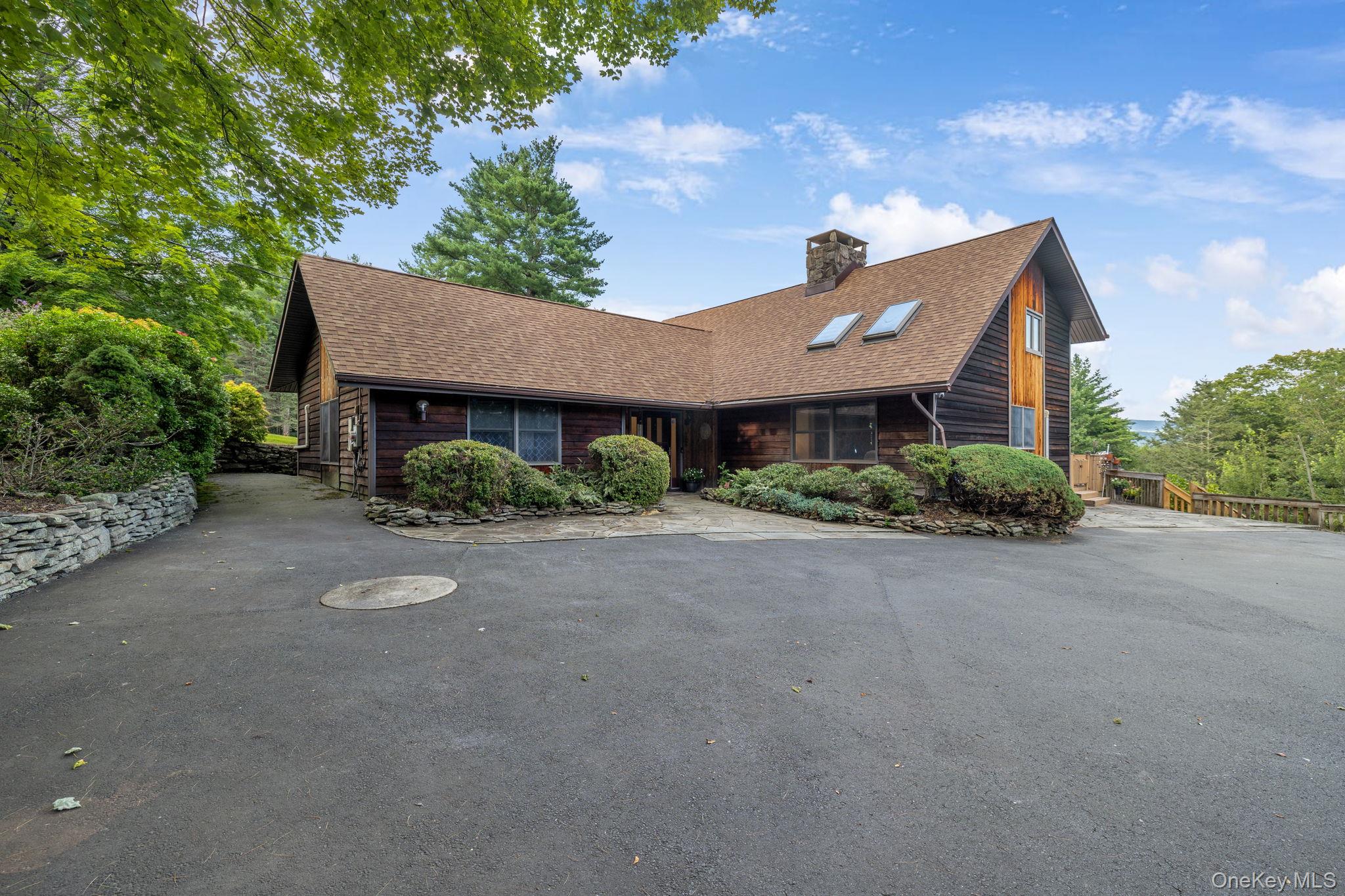 94 Hastings Drive, Grahamsville, NY 12740