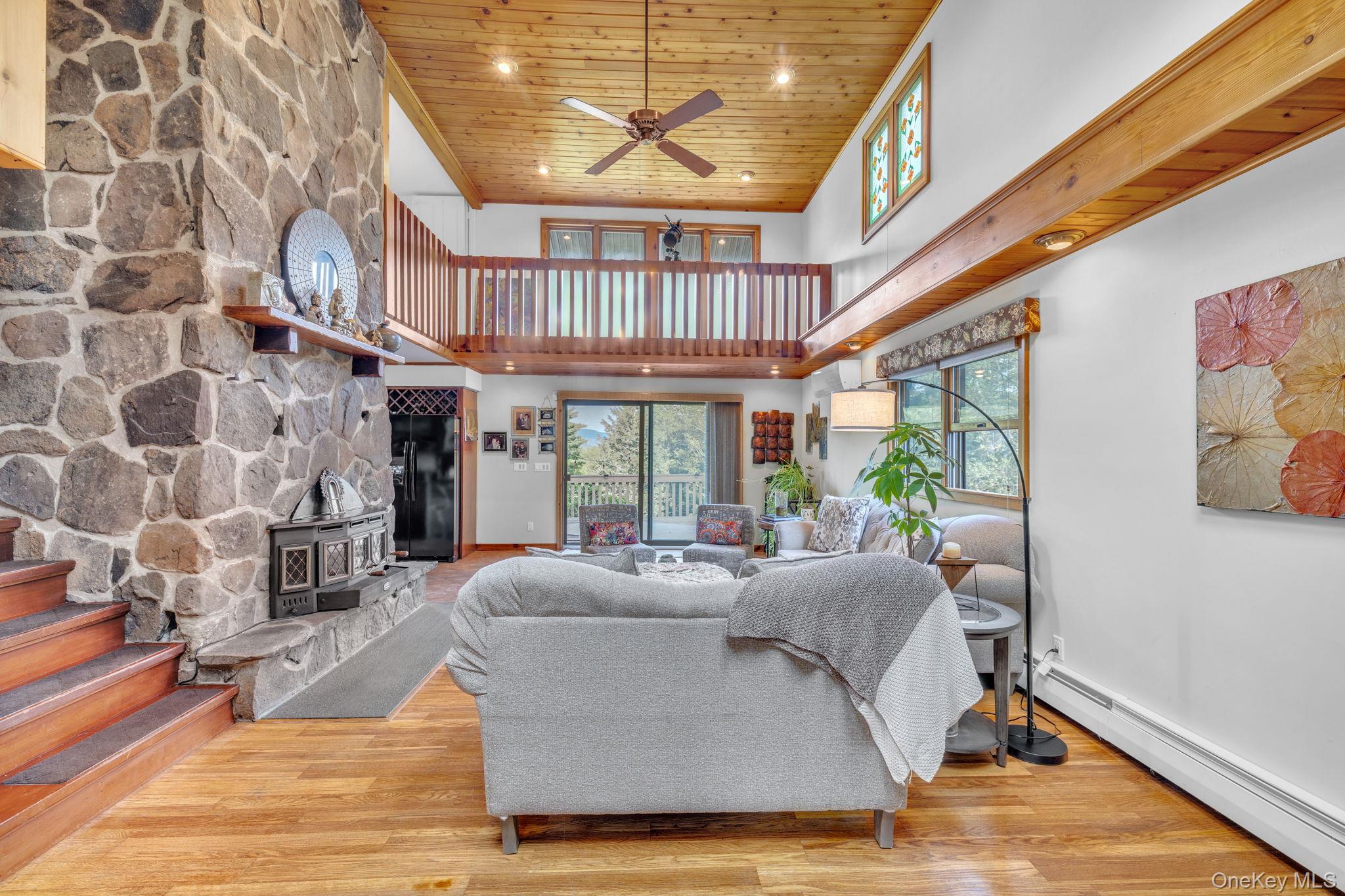 94 Hastings Drive, Grahamsville, NY 12740