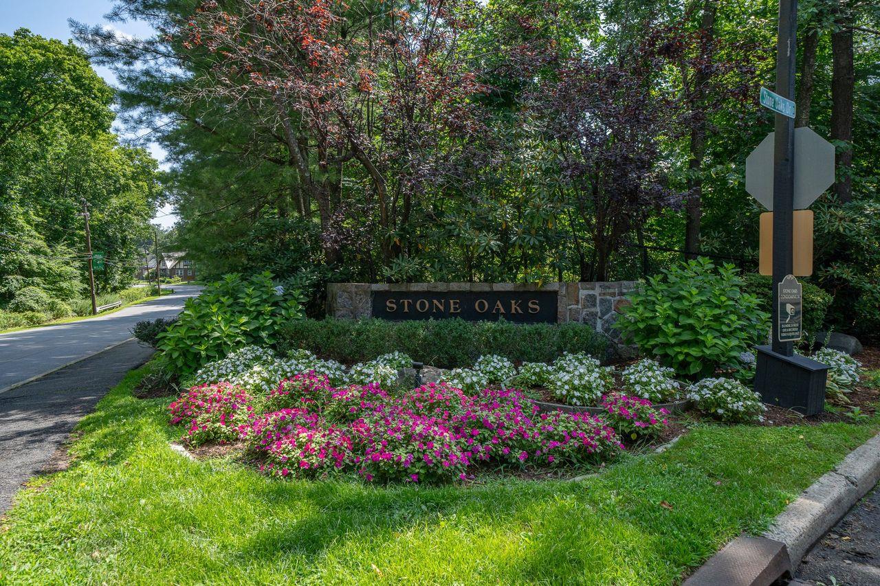 408 Pine Grove Lane, Hartsdale, NY 10530
