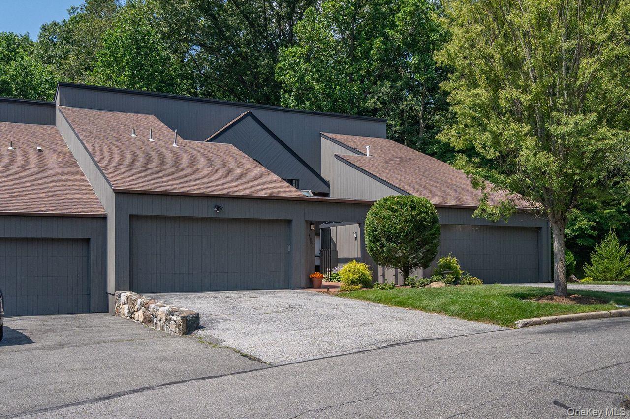 408 Pine Grove Lane, Hartsdale, NY 10530