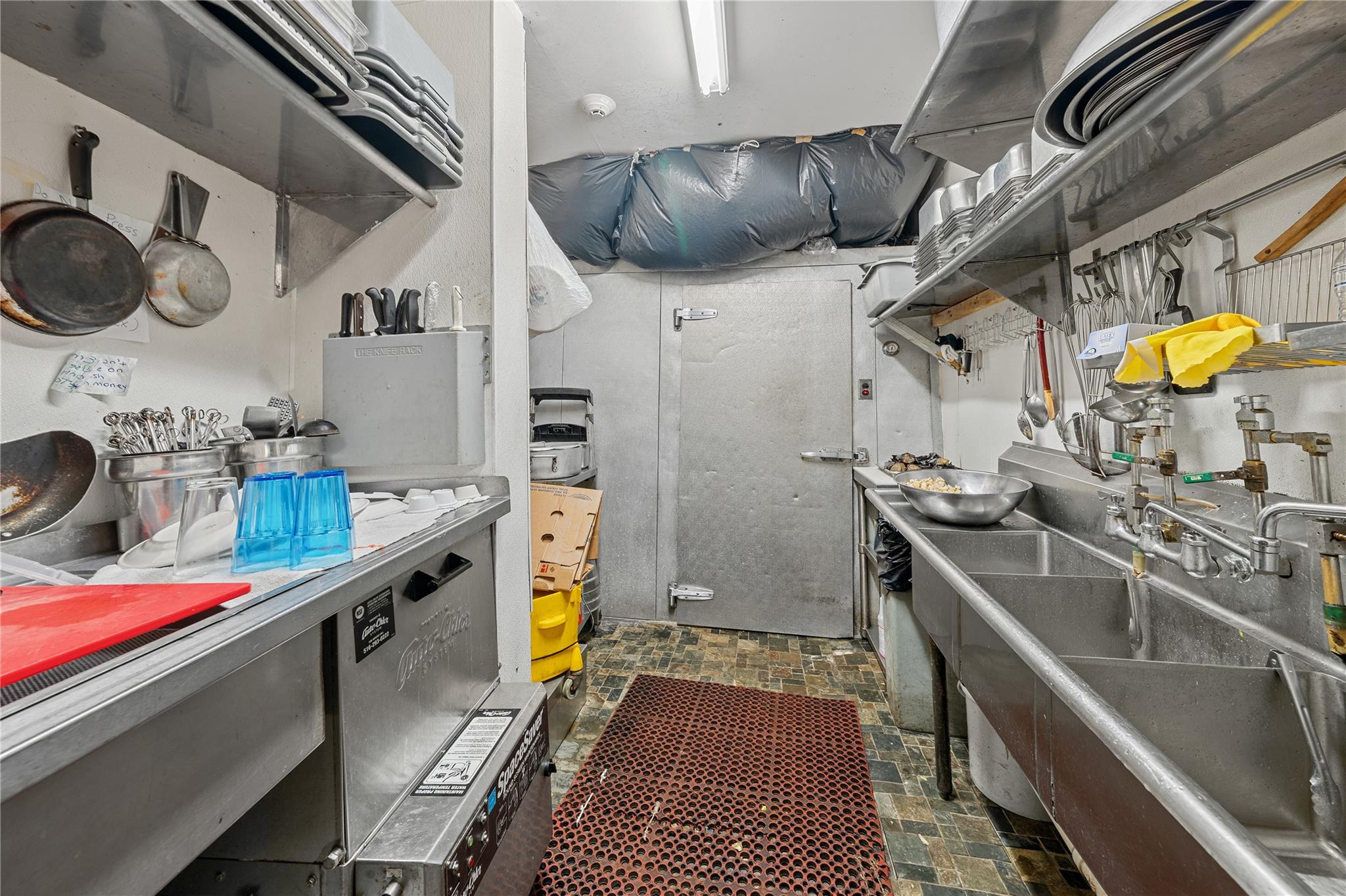 1380 Old Northern Boulevard # 1378, Roslyn, NY 11576