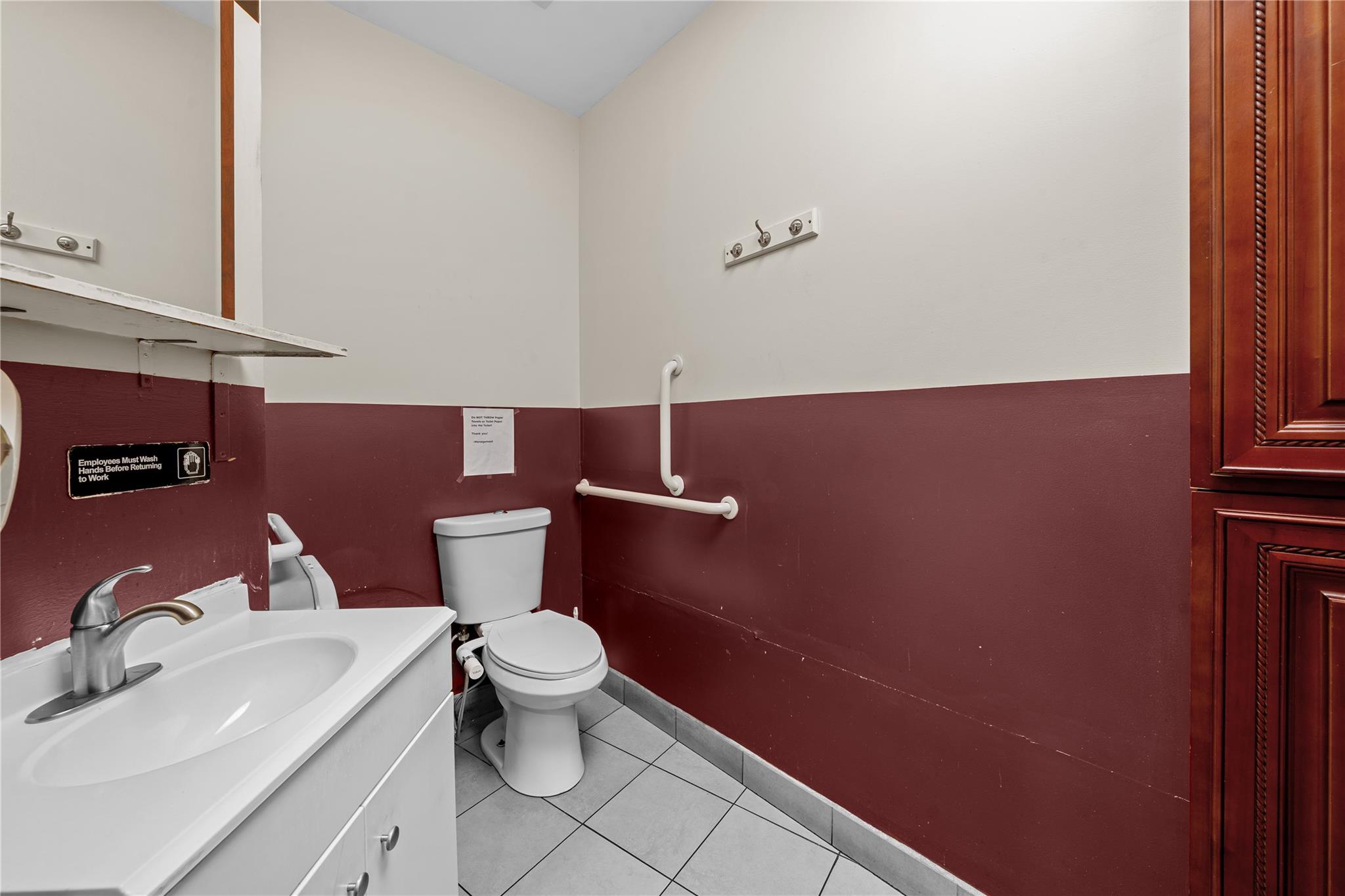 1380 Old Northern Boulevard # 1378, Roslyn, NY 11576