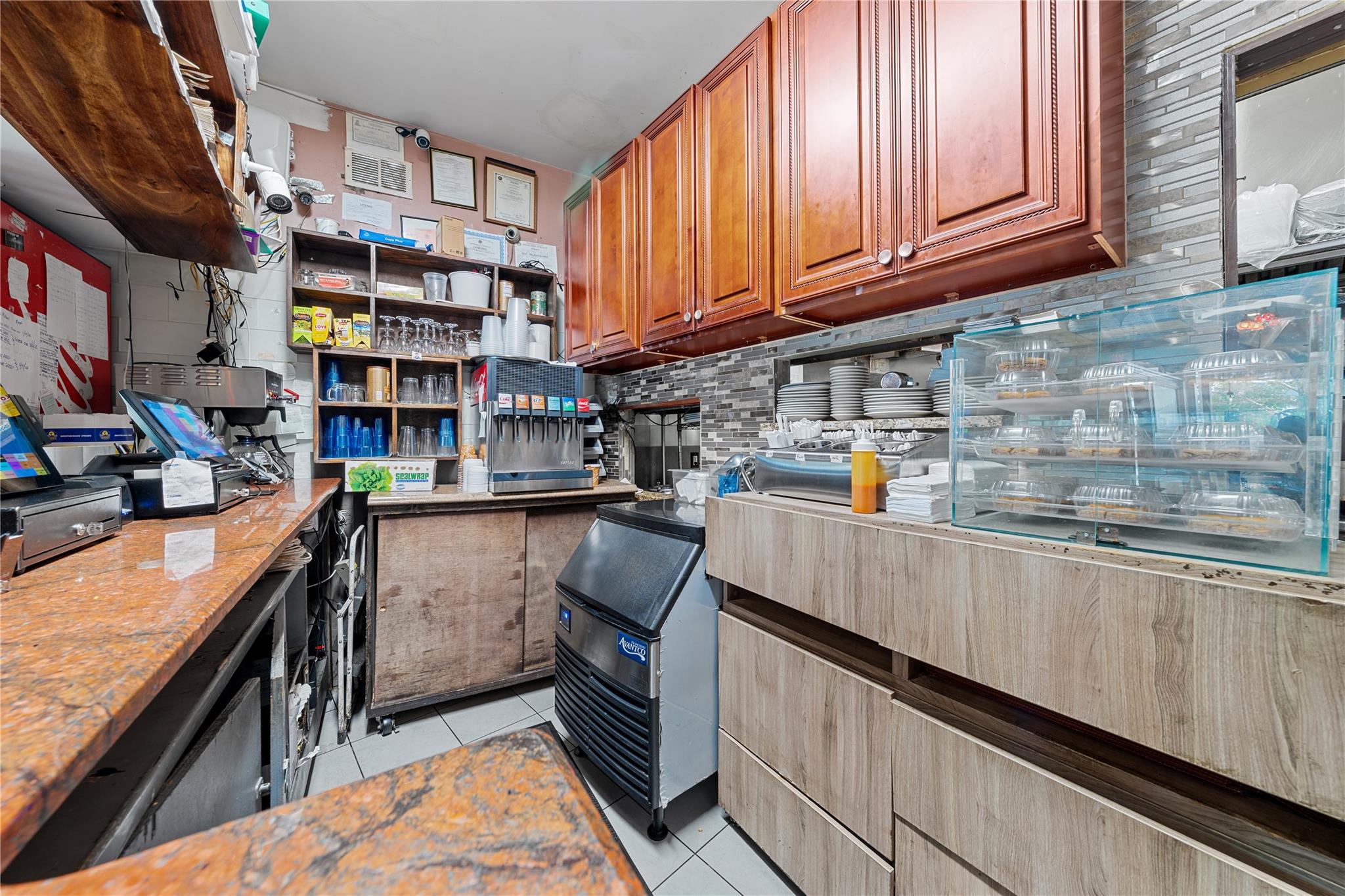 1380 Old Northern Boulevard # 1378, Roslyn, NY 11576