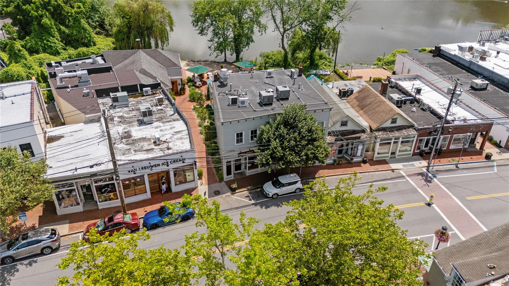 1380 Old Northern Boulevard # 1378, Roslyn, NY 11576