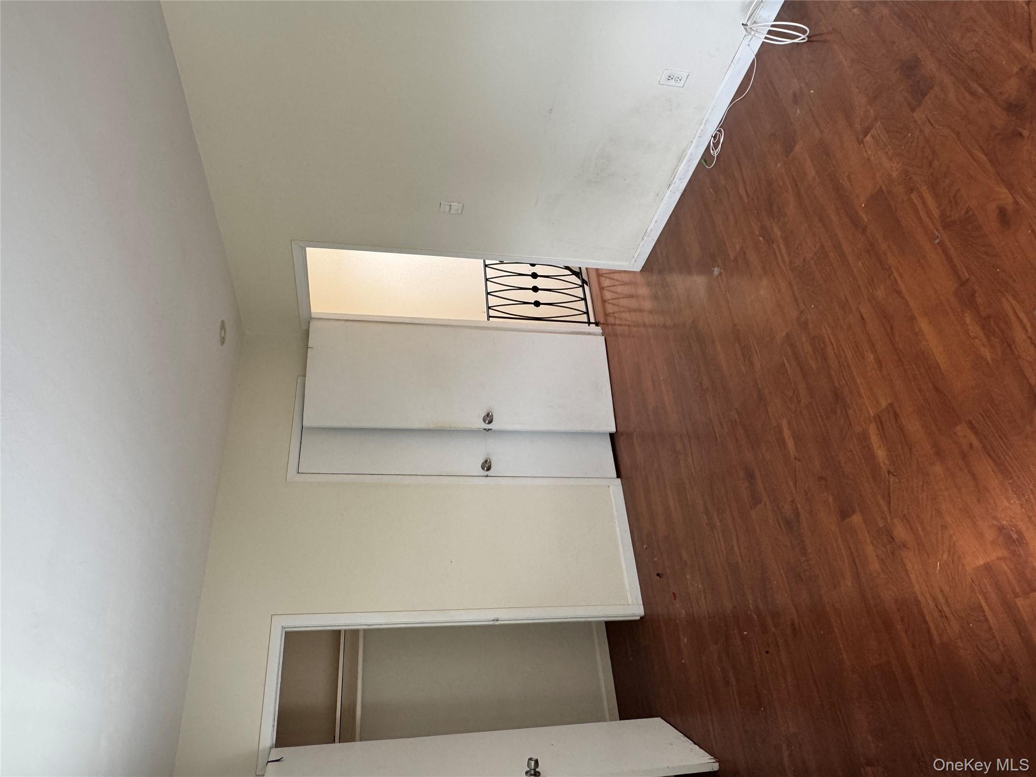 61-51 Borden Avenue, Maspeth, NY 11378