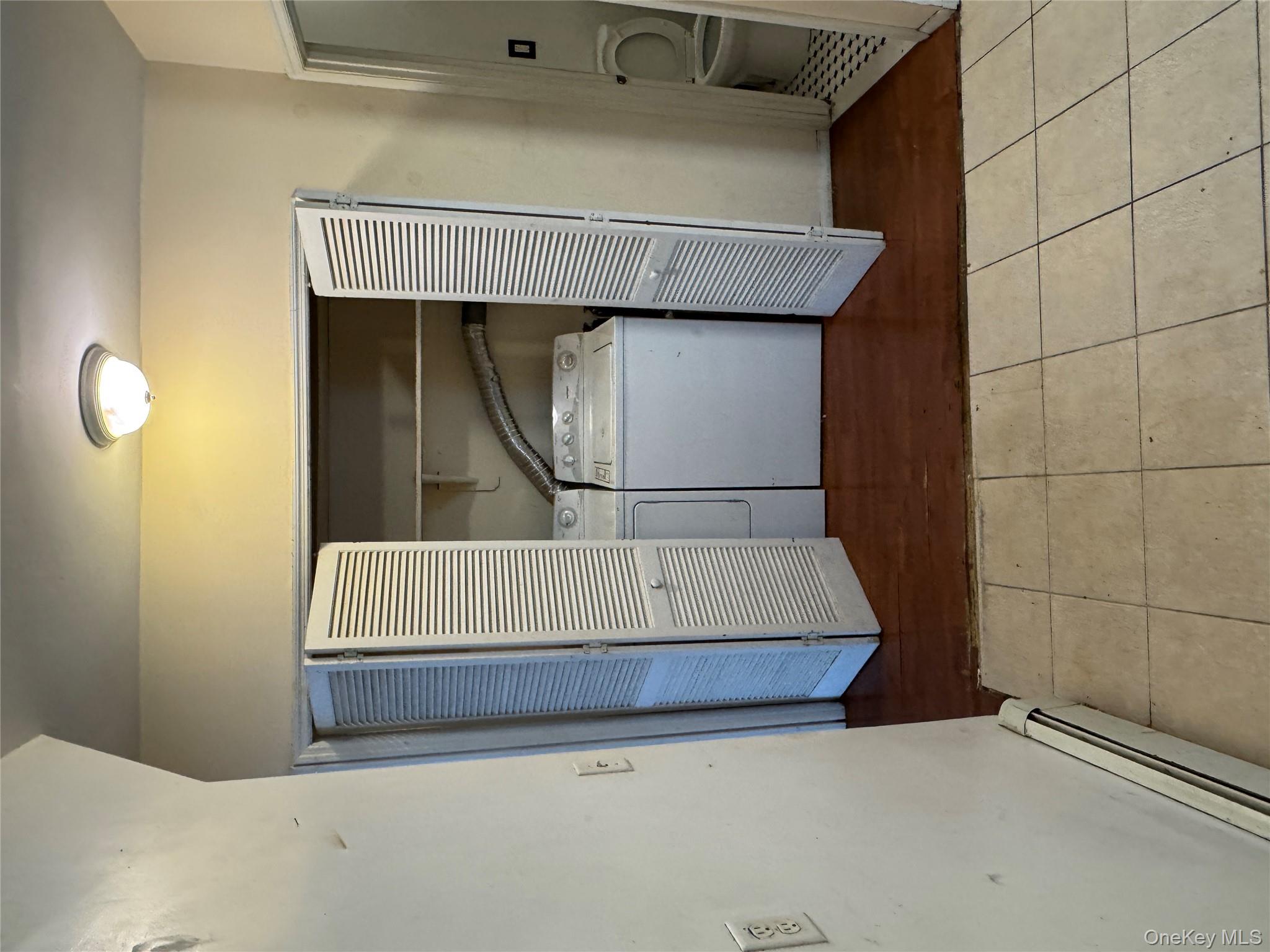 61-51 Borden Avenue, Maspeth, NY 11378