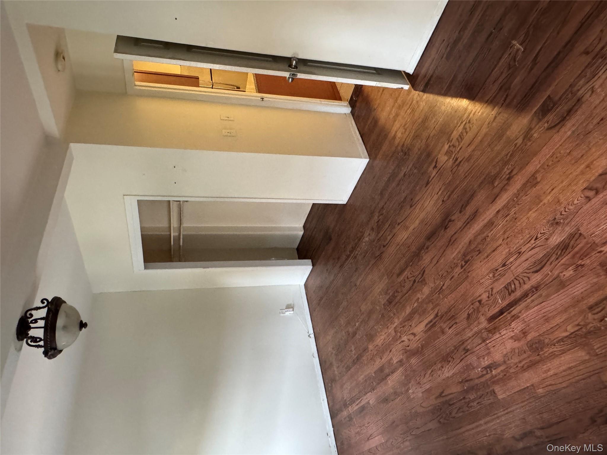 61-51 Borden Avenue, Maspeth, NY 11378