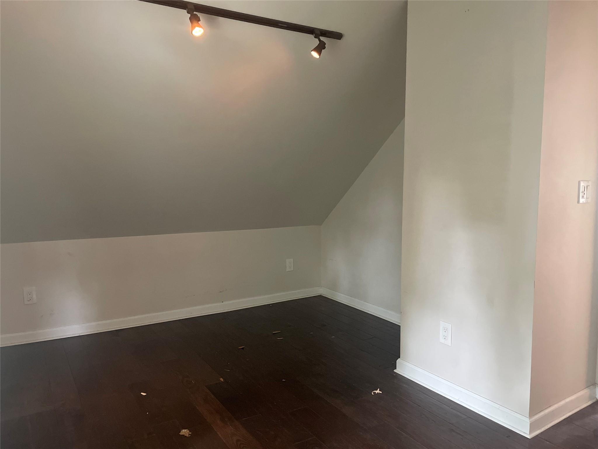 12 Slate Lane, Levittown, NY 11756