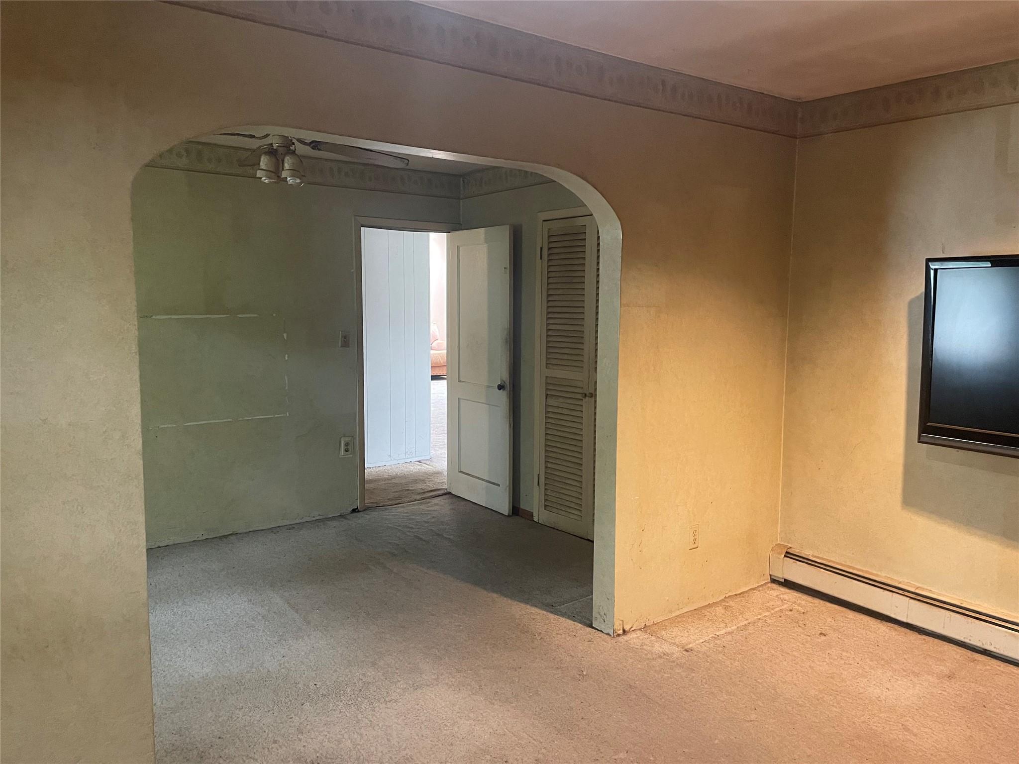 12 Slate Lane, Levittown, NY 11756