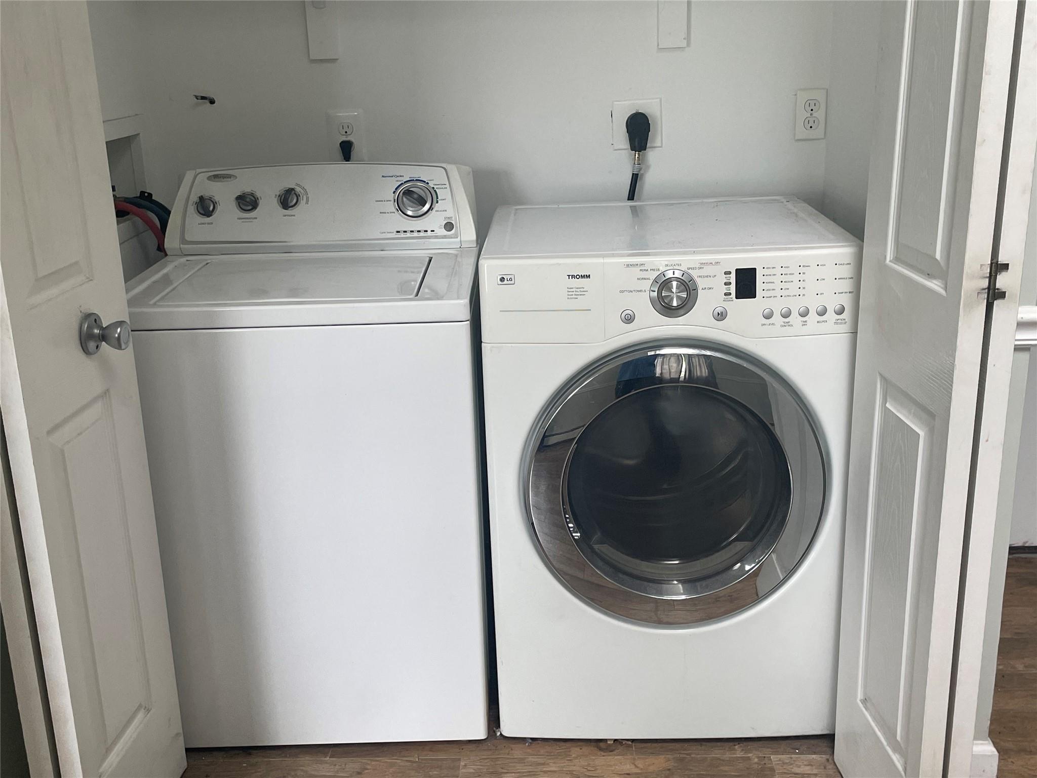 12 Slate Lane, Levittown, NY 11756