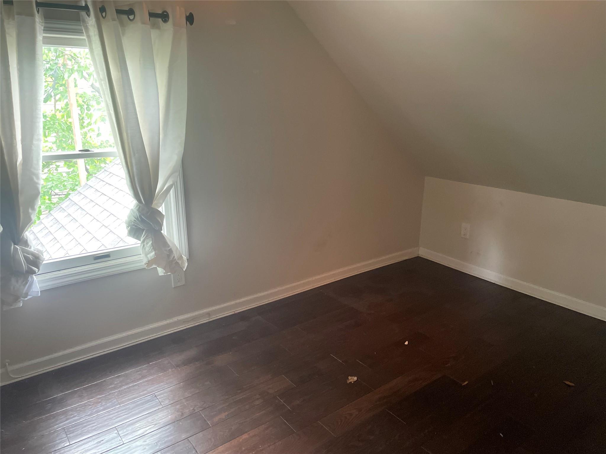 12 Slate Lane, Levittown, NY 11756