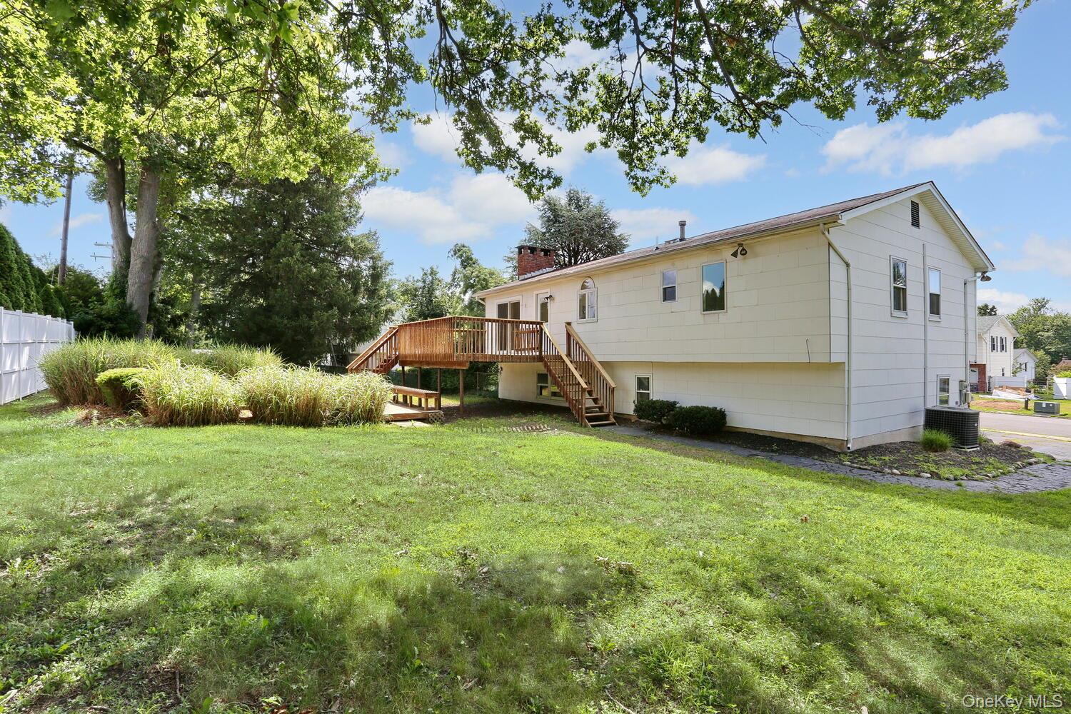 144 Lake Nanuet Drive, Nanuet, NY 10954