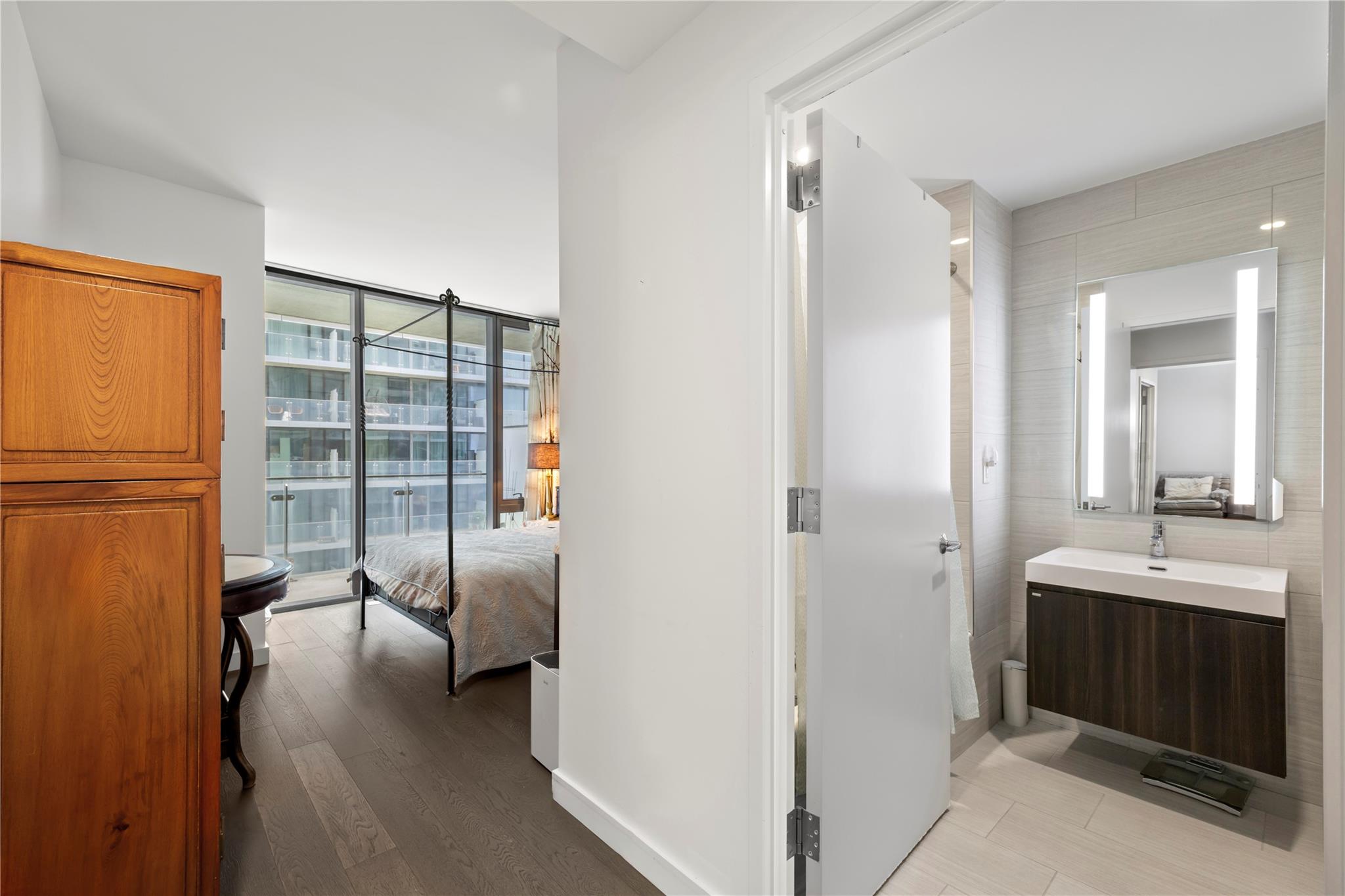 131-05 40 Road # 11M, Flushing, NY 11354