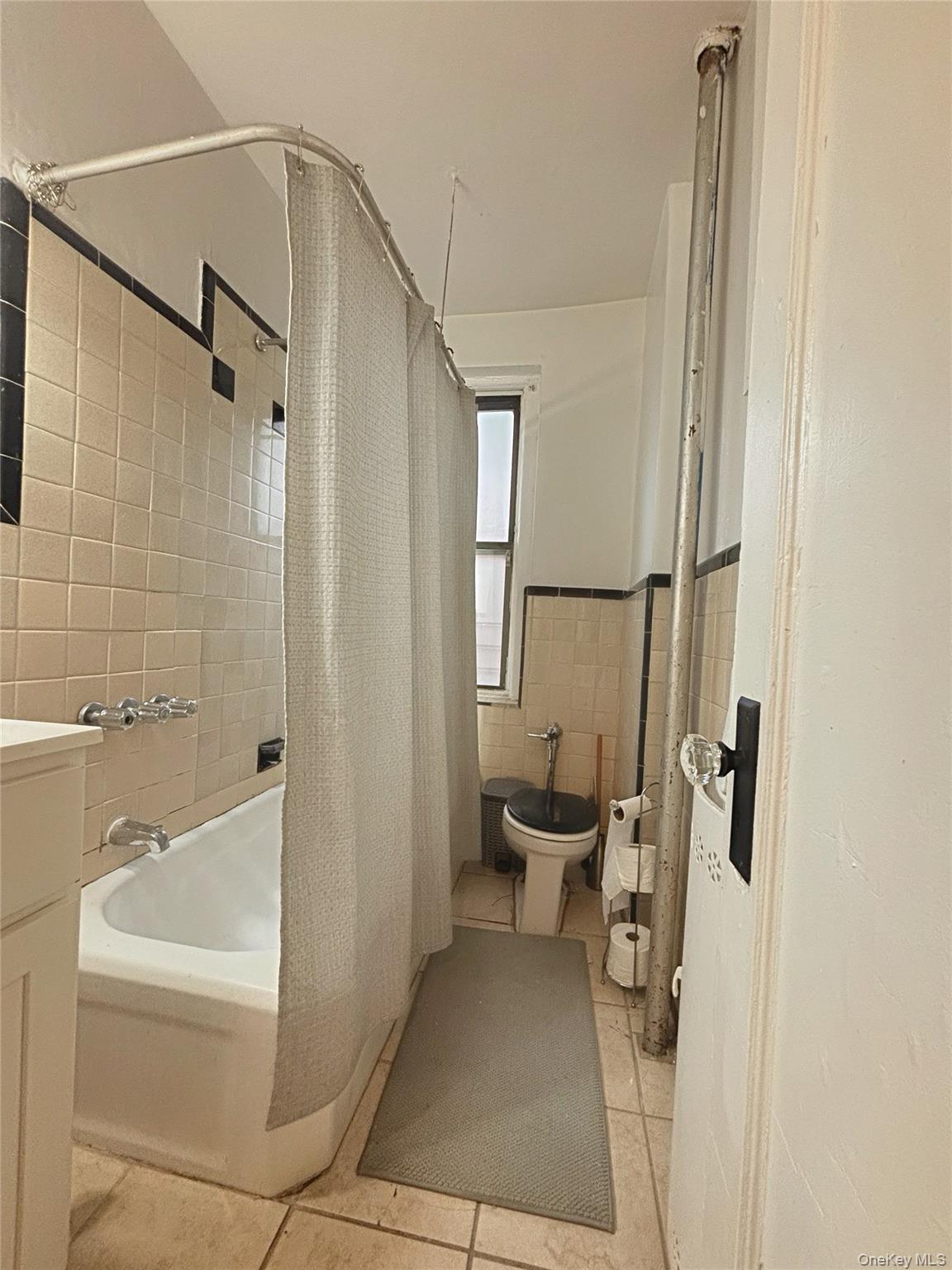 463 E 178 Street # 4C, Bronx, NY 10457