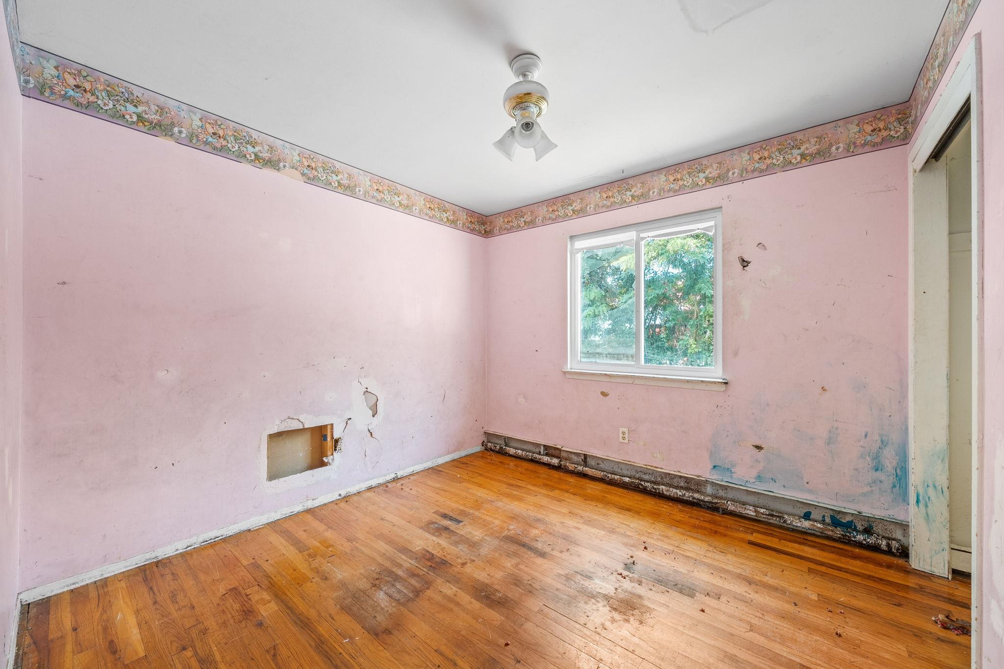 2435 Great Neck Road, Copiague, NY 11726