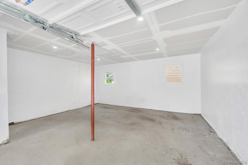 272 N Columbus Avenue, Freeport, NY 11520