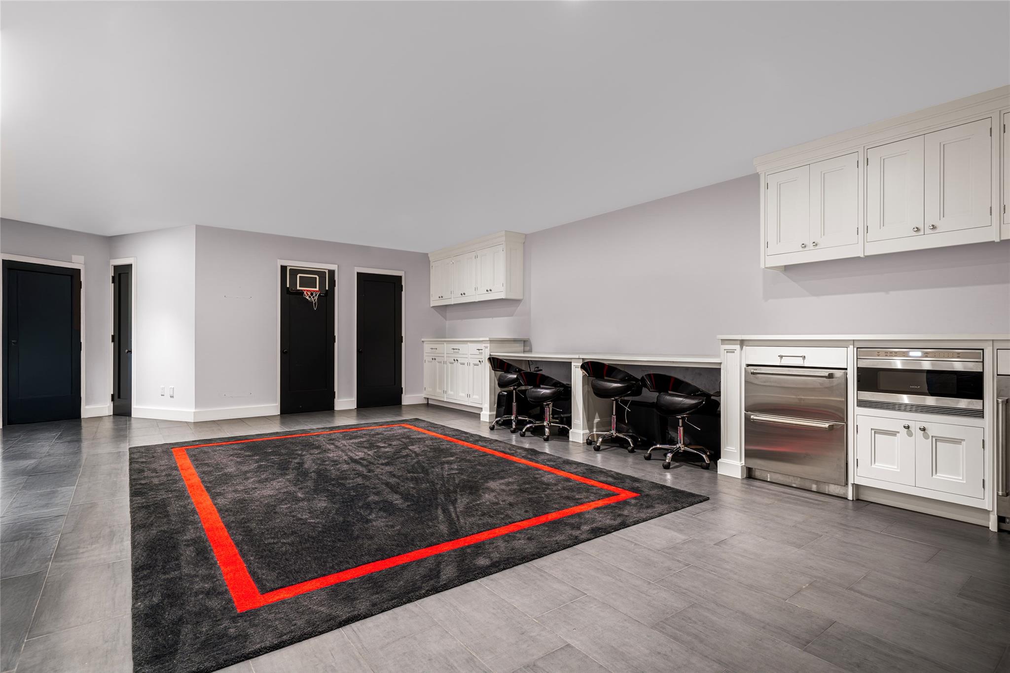 68 Fresh Pond Road, Amagansett, NY 11930