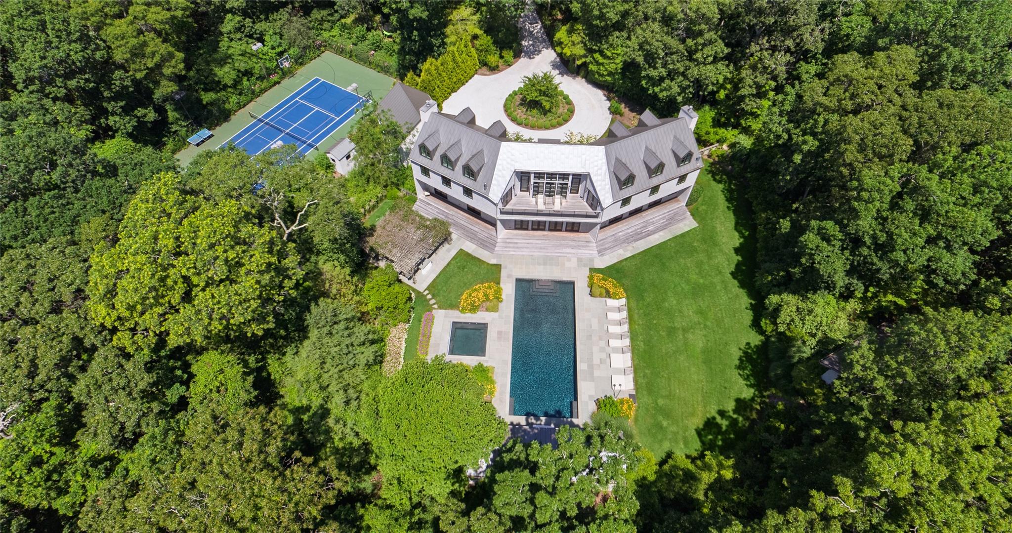 68 Fresh Pond Road, Amagansett, NY 11930