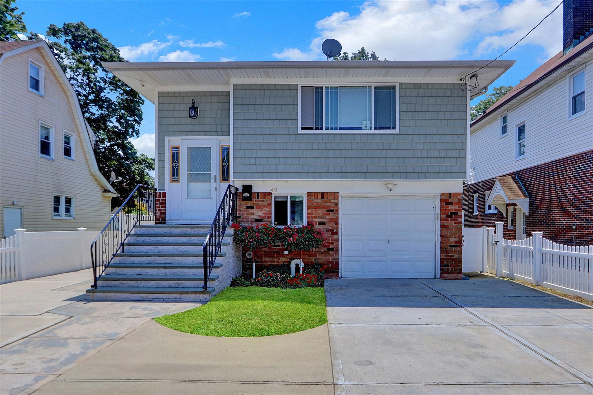 42 Peters Avenue, Hempstead, NY 11550