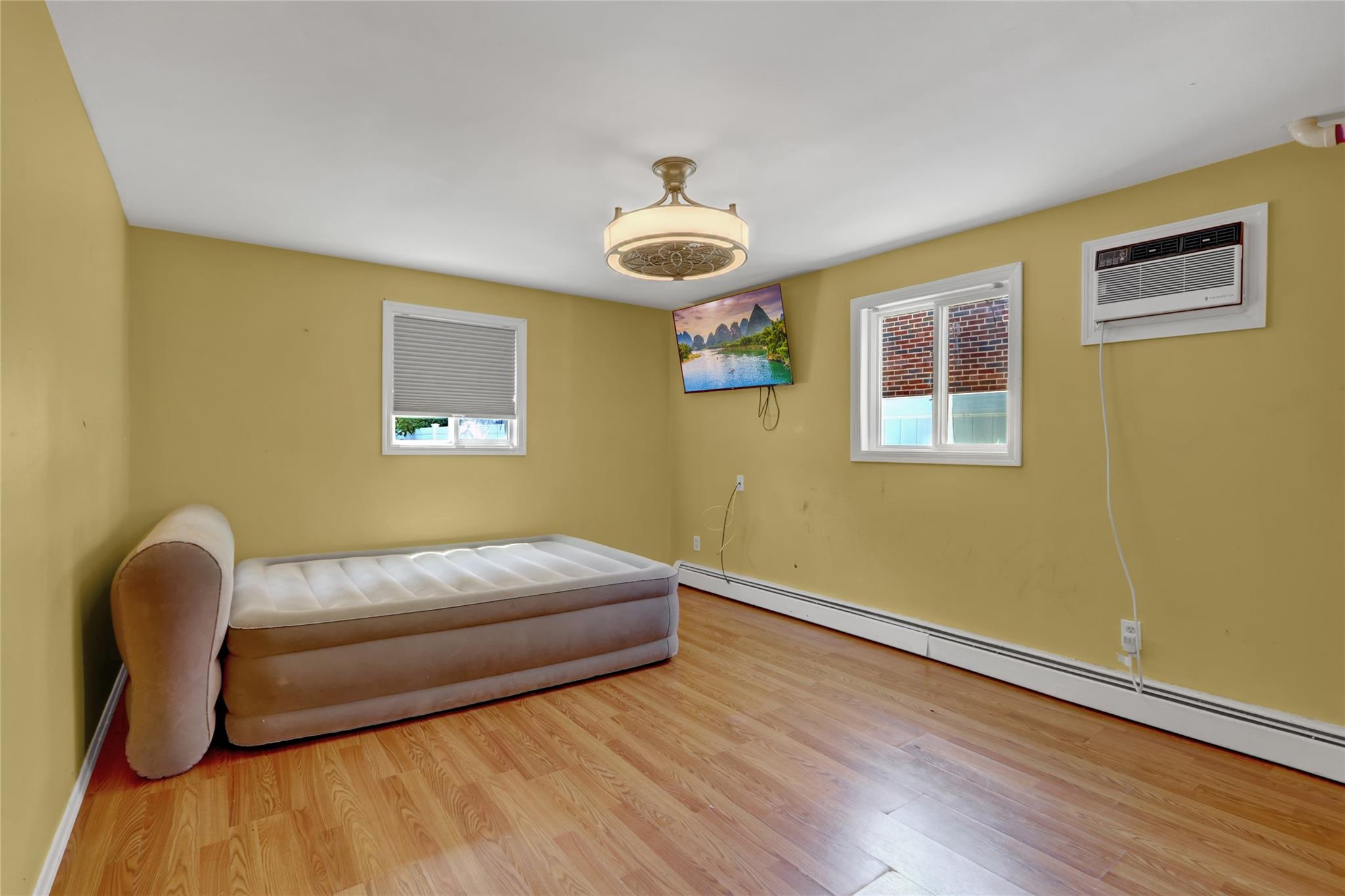 42 Peters Avenue, Hempstead, NY 11550