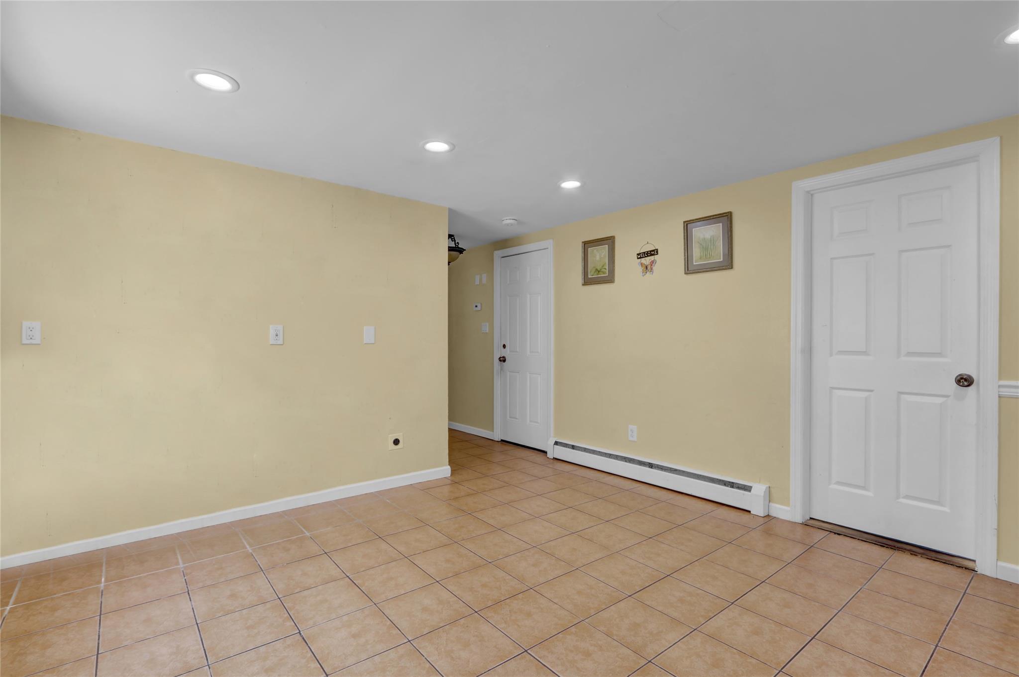 42 Peters Avenue, Hempstead, NY 11550