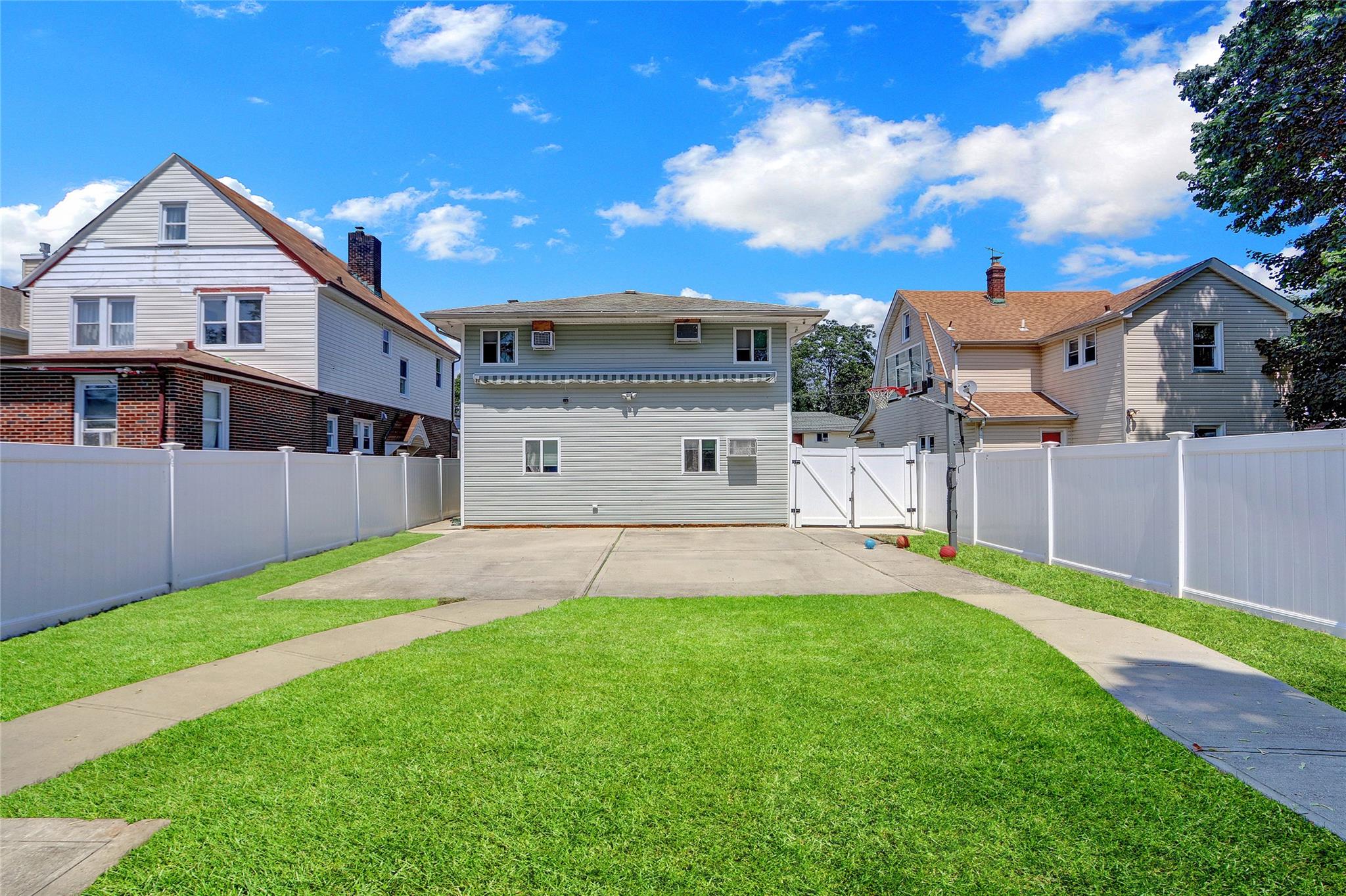 42 Peters Avenue, Hempstead, NY 11550