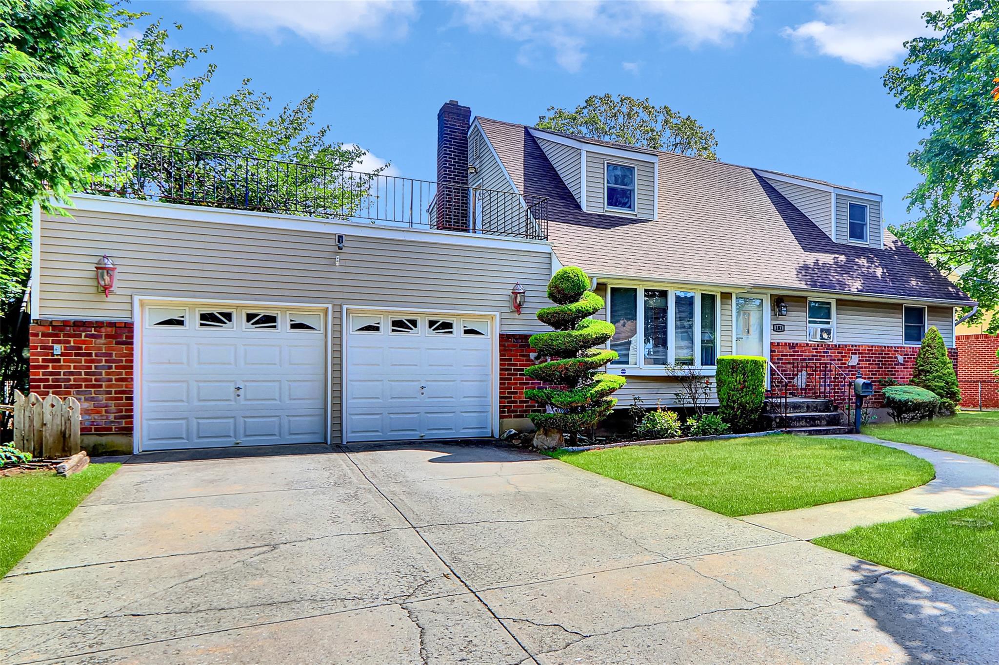 181 Maple Avenue, East Meadow, NY 11554