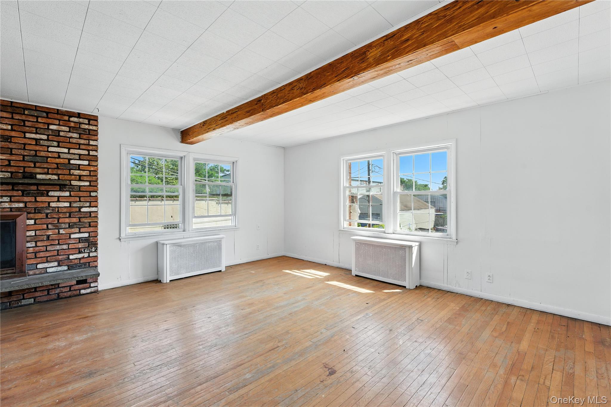 230 N Main Street, Sayville, NY 11782