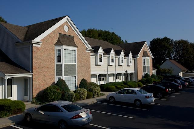 10 Sylvan Lane # 10, Port Jefferson Station, NY 11776