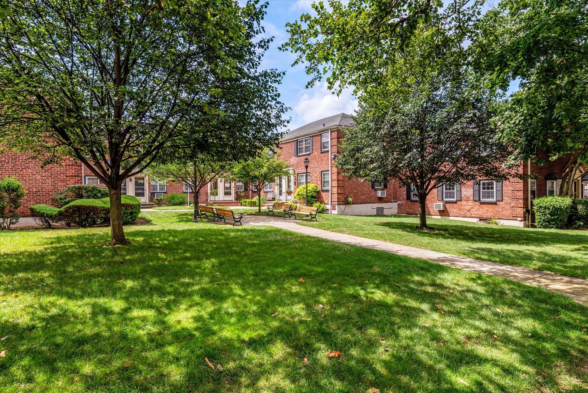 211-08 69th Avenue # 1A, Oakland Gardens, NY 11364