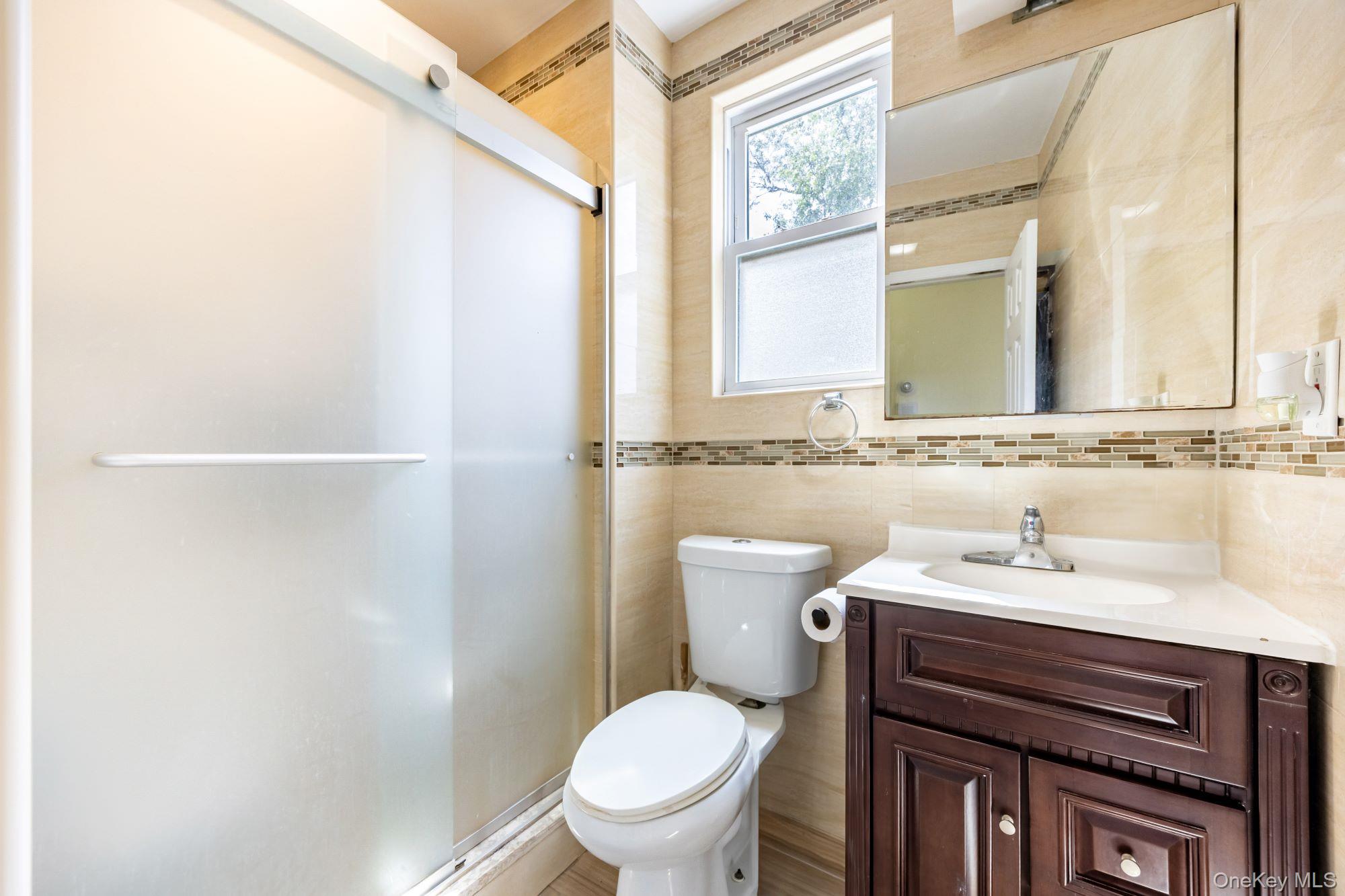 1050 E 232nd Street, Bronx, NY 10466