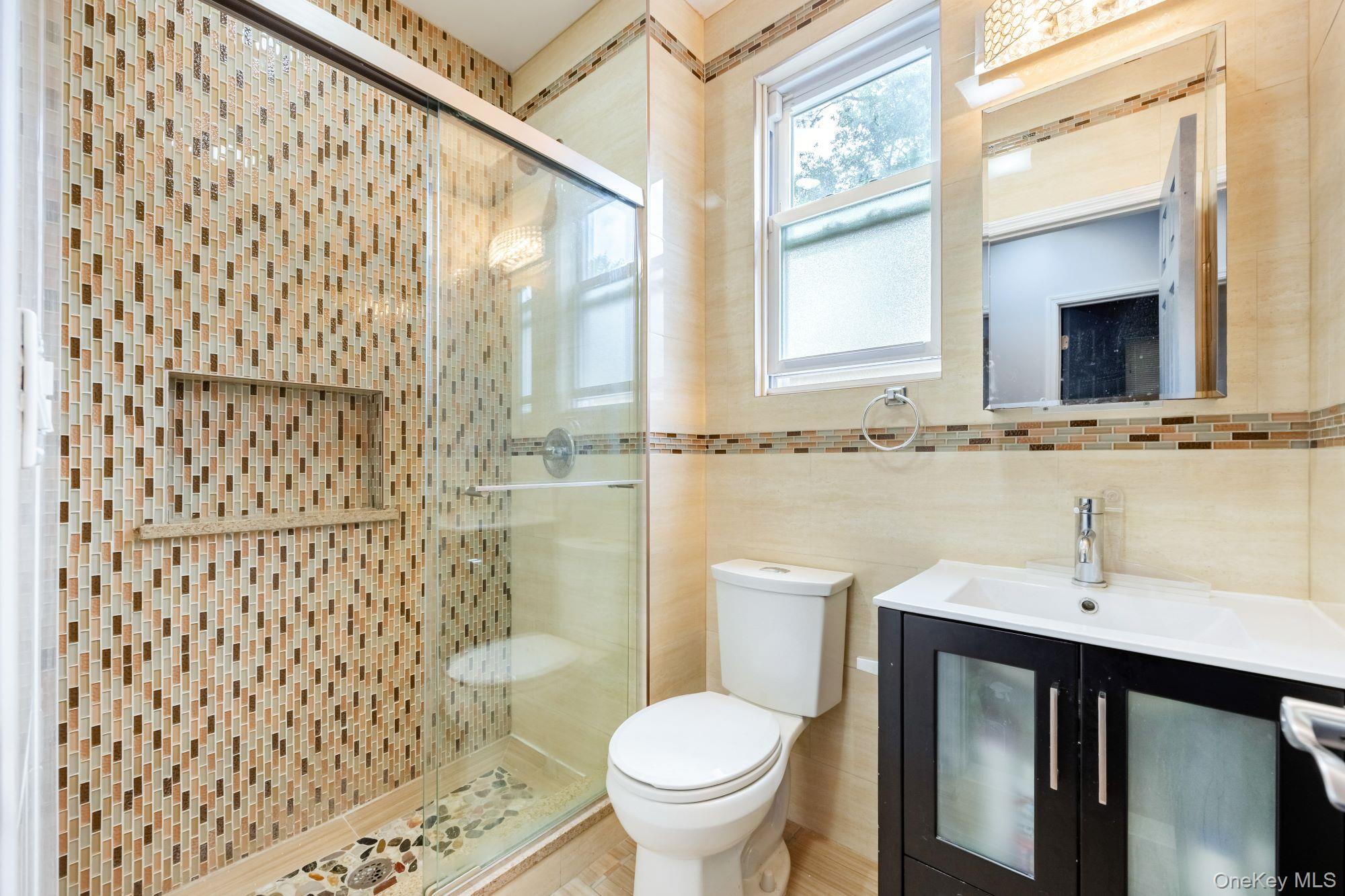 1050 E 232nd Street, Bronx, NY 10466