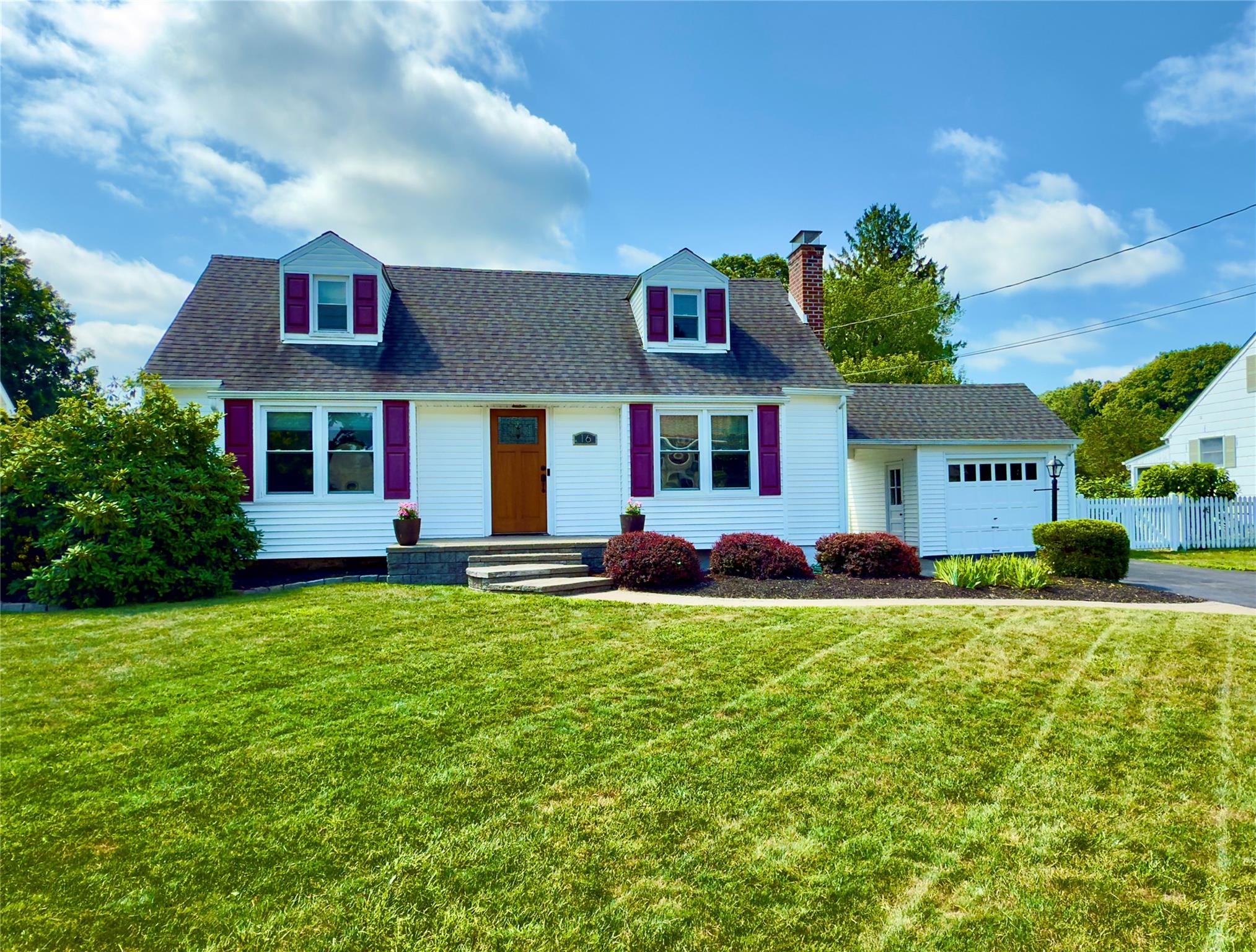 16 Caywood Place, Hyde Park, NY 12538
