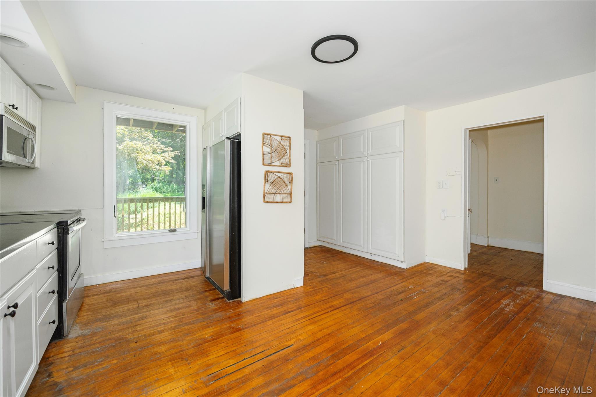 83-85 Old Post Road, Staatsburg, NY 12580