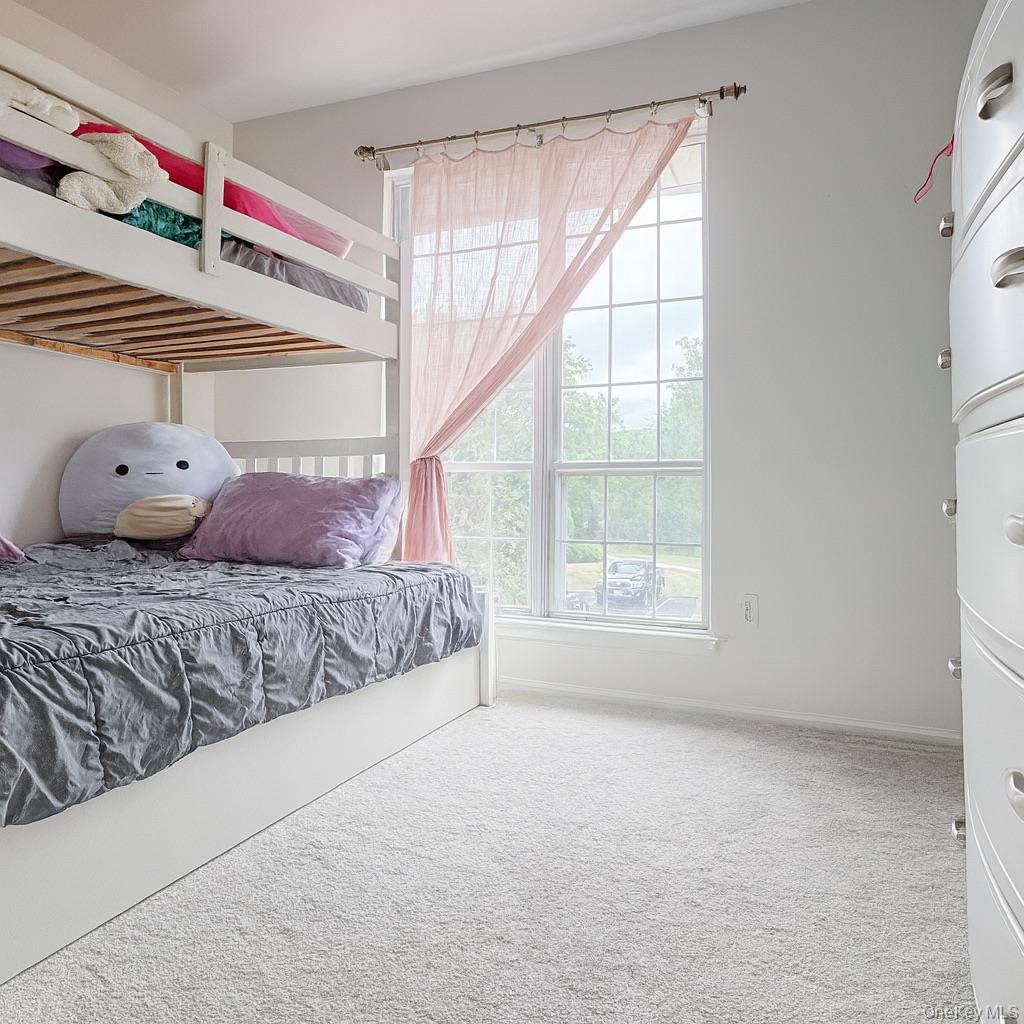 21 The Rise, Warwick, NY 10990