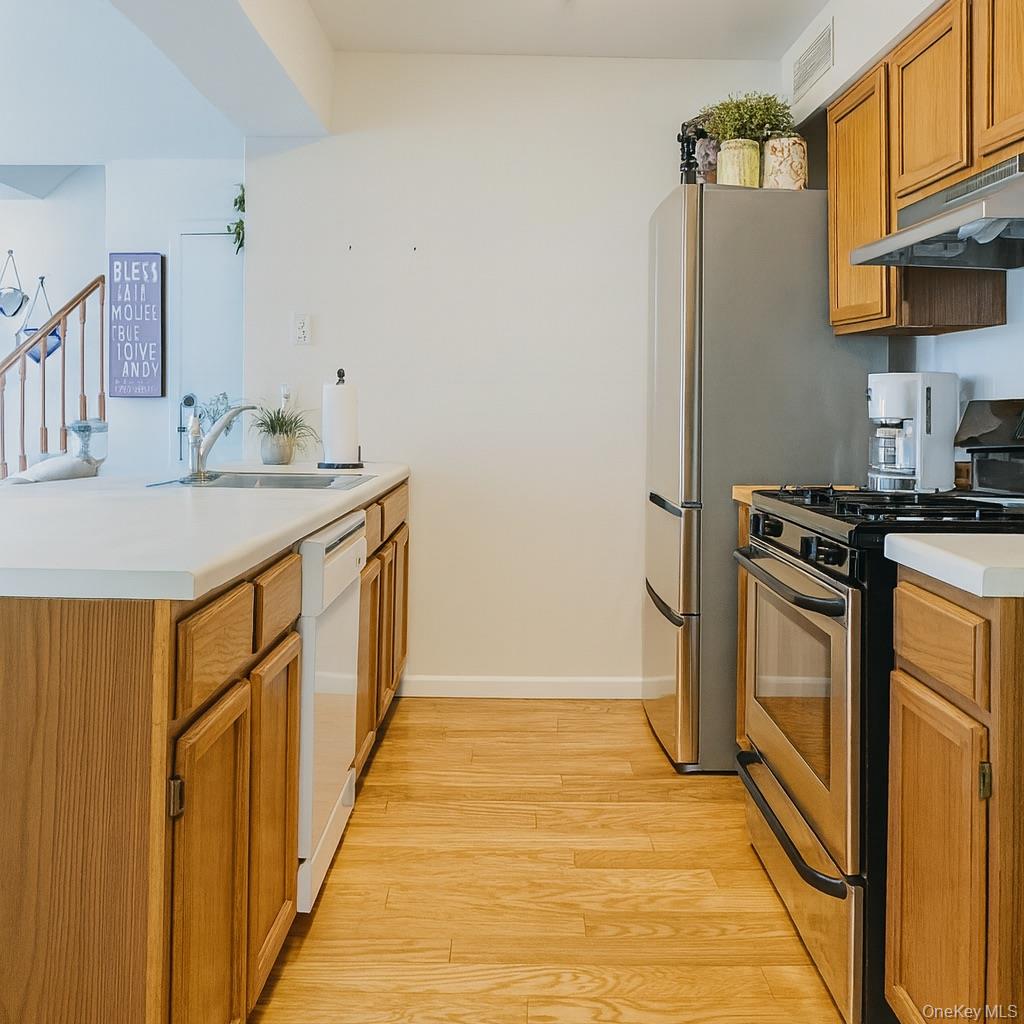 21 The Rise, Warwick, NY 10990