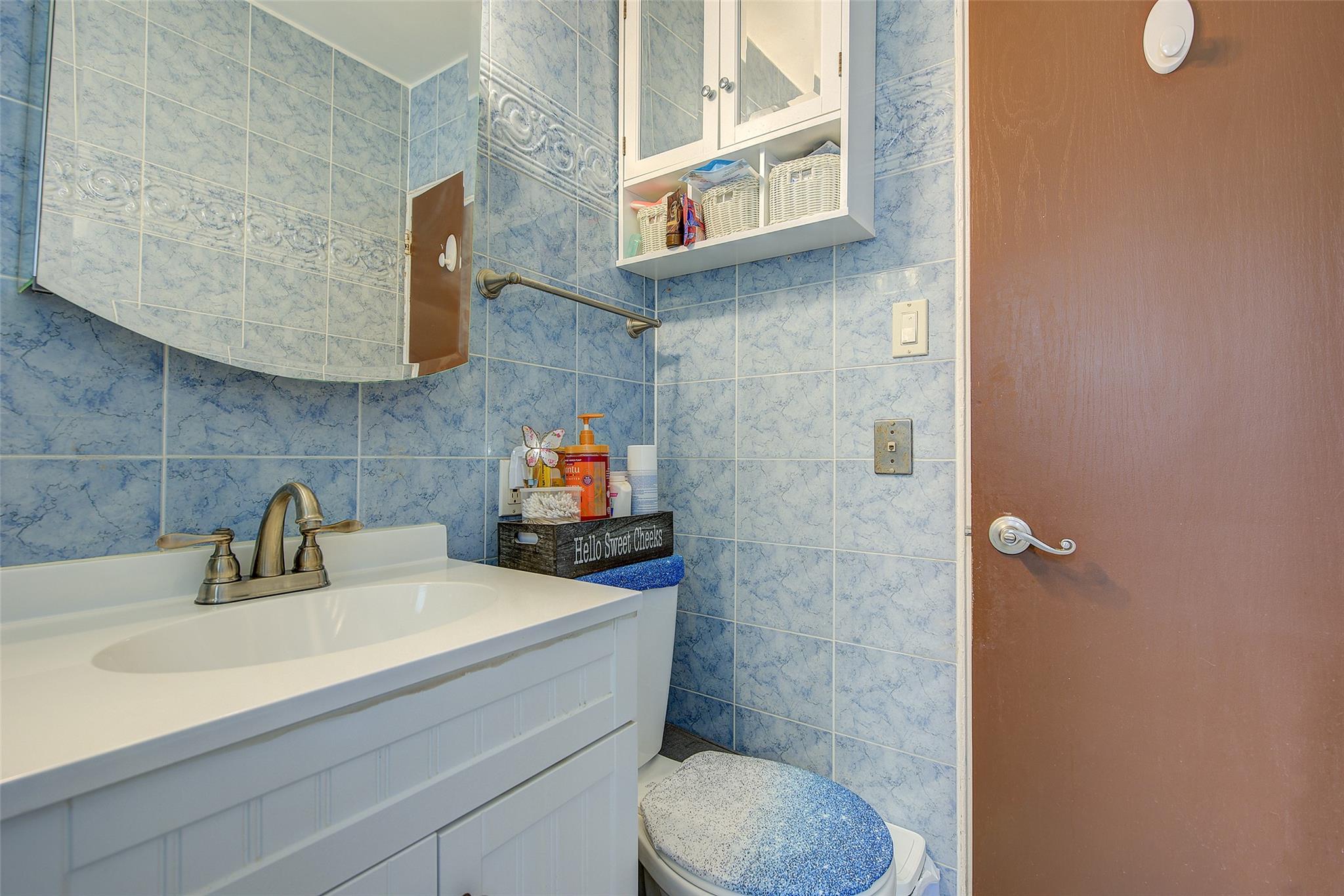 57-55 244 Street # #7F (1st Floor), Douglaston, NY 11362