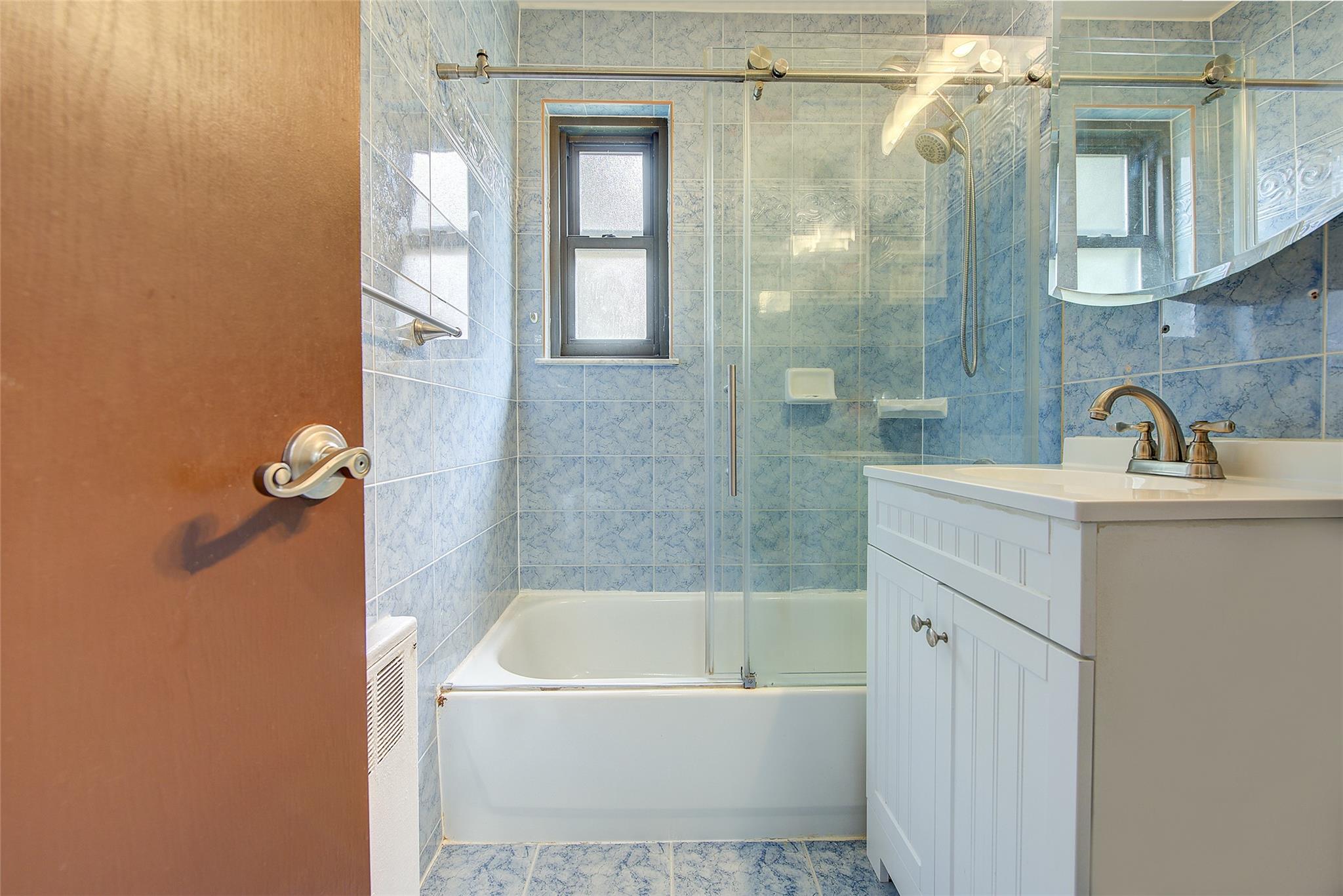 57-55 244 Street # #7F (1st Floor), Douglaston, NY 11362