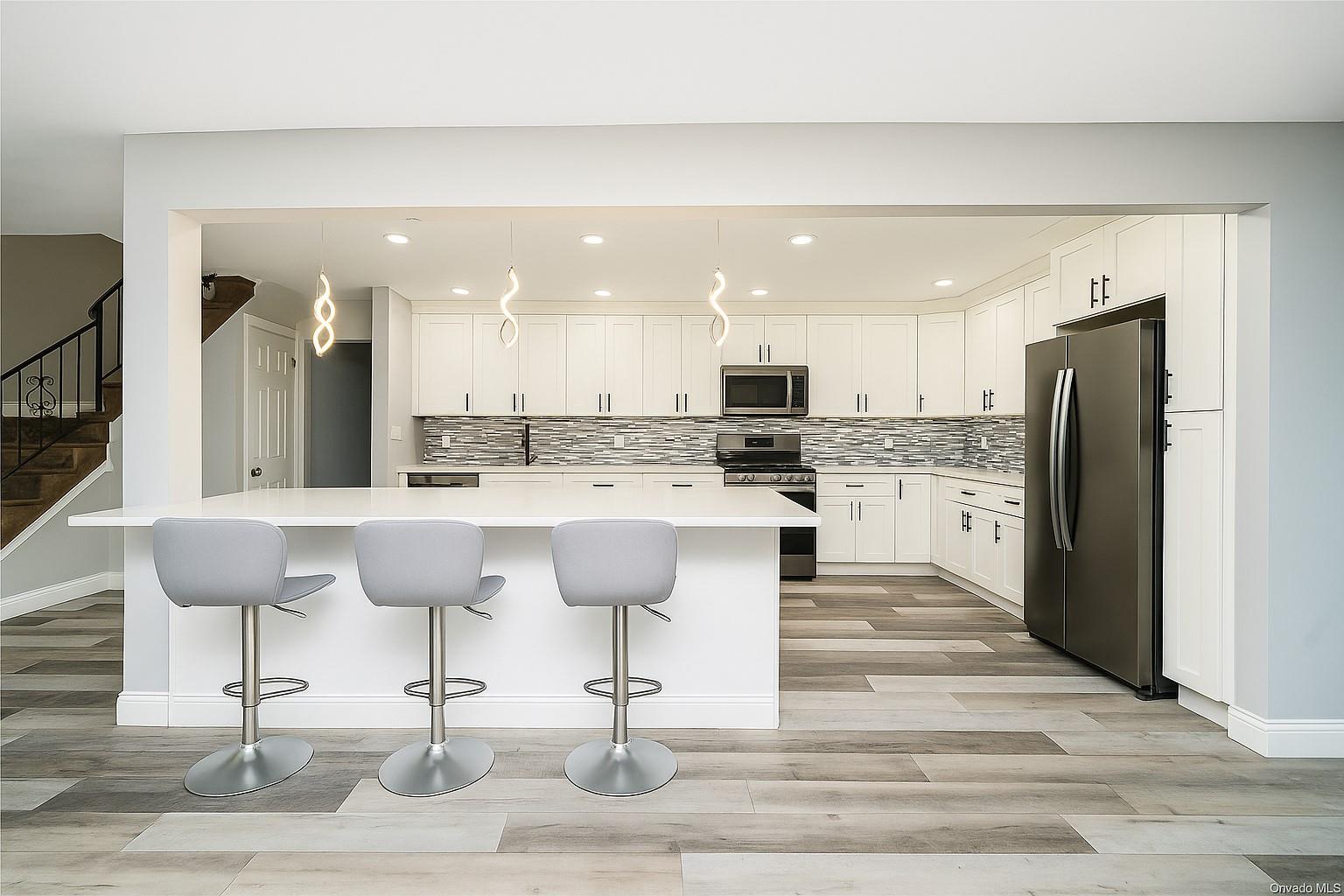 12 Knoll Road, Rocky Point, NY 11778