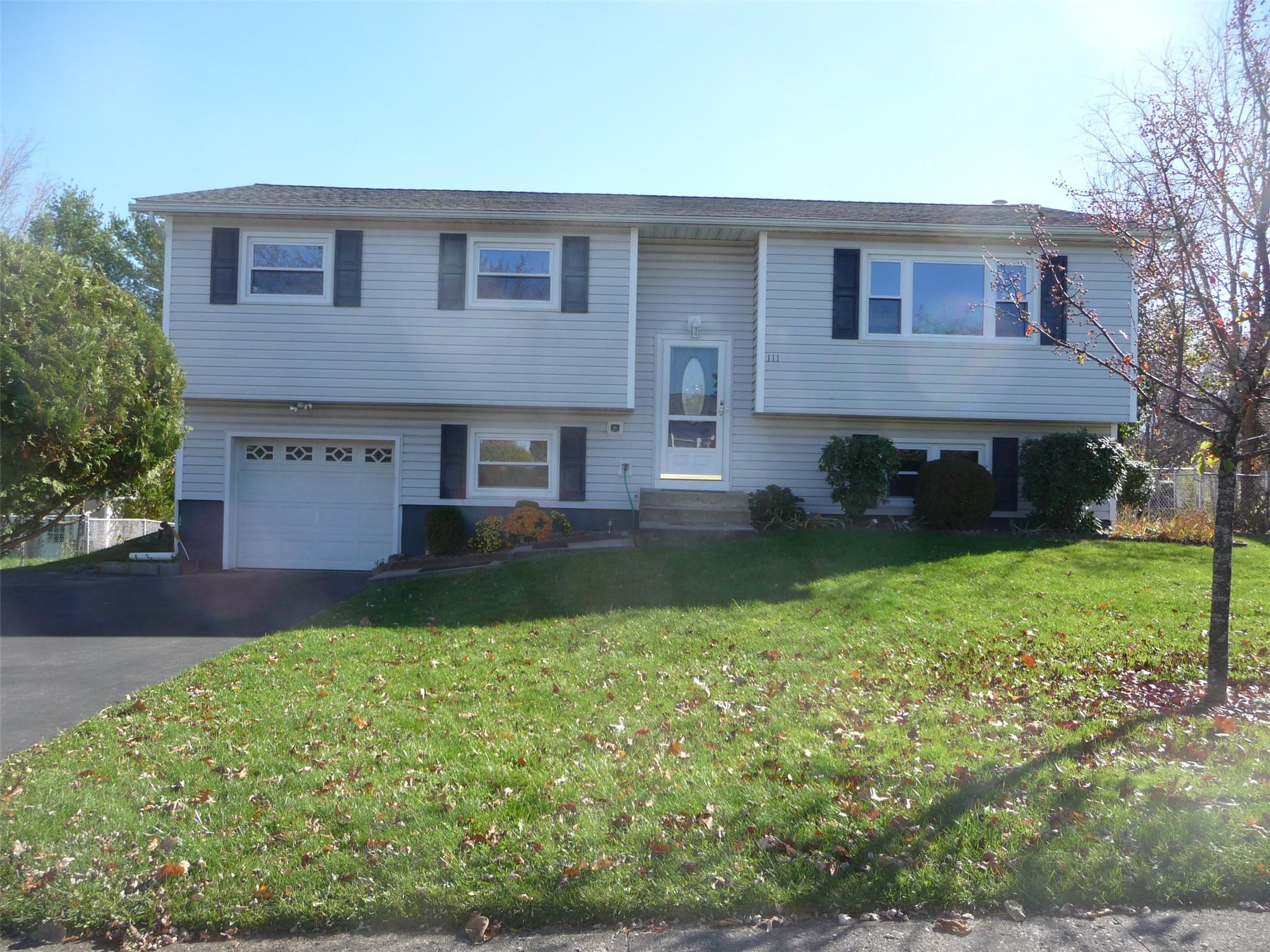 111 Rolling Meadows Road, Middletown, NY 10940