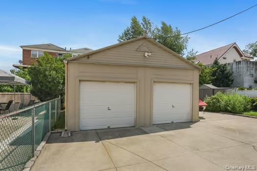 210 Buttrick Avenue, Bronx, NY 10465