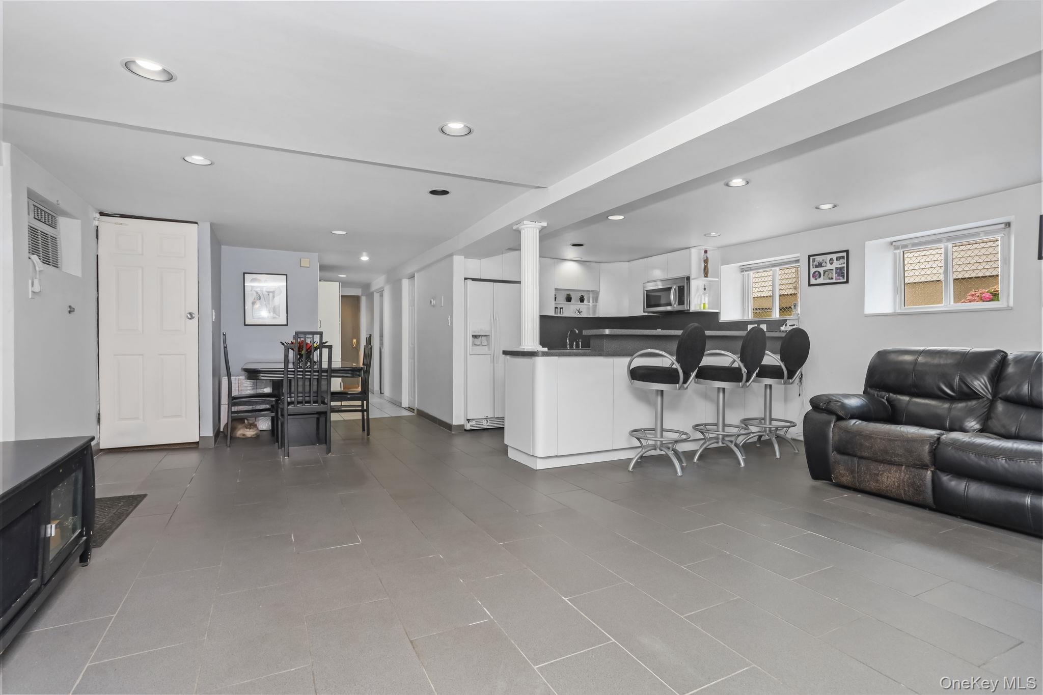 210 Buttrick Avenue, Bronx, NY 10465