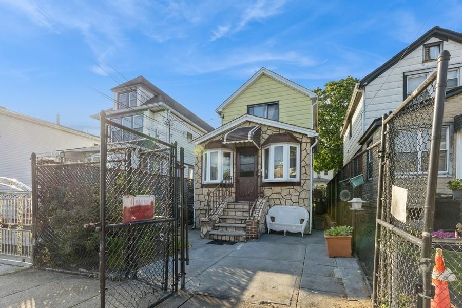 16427 109th Drive, Jamaica, NY 11433